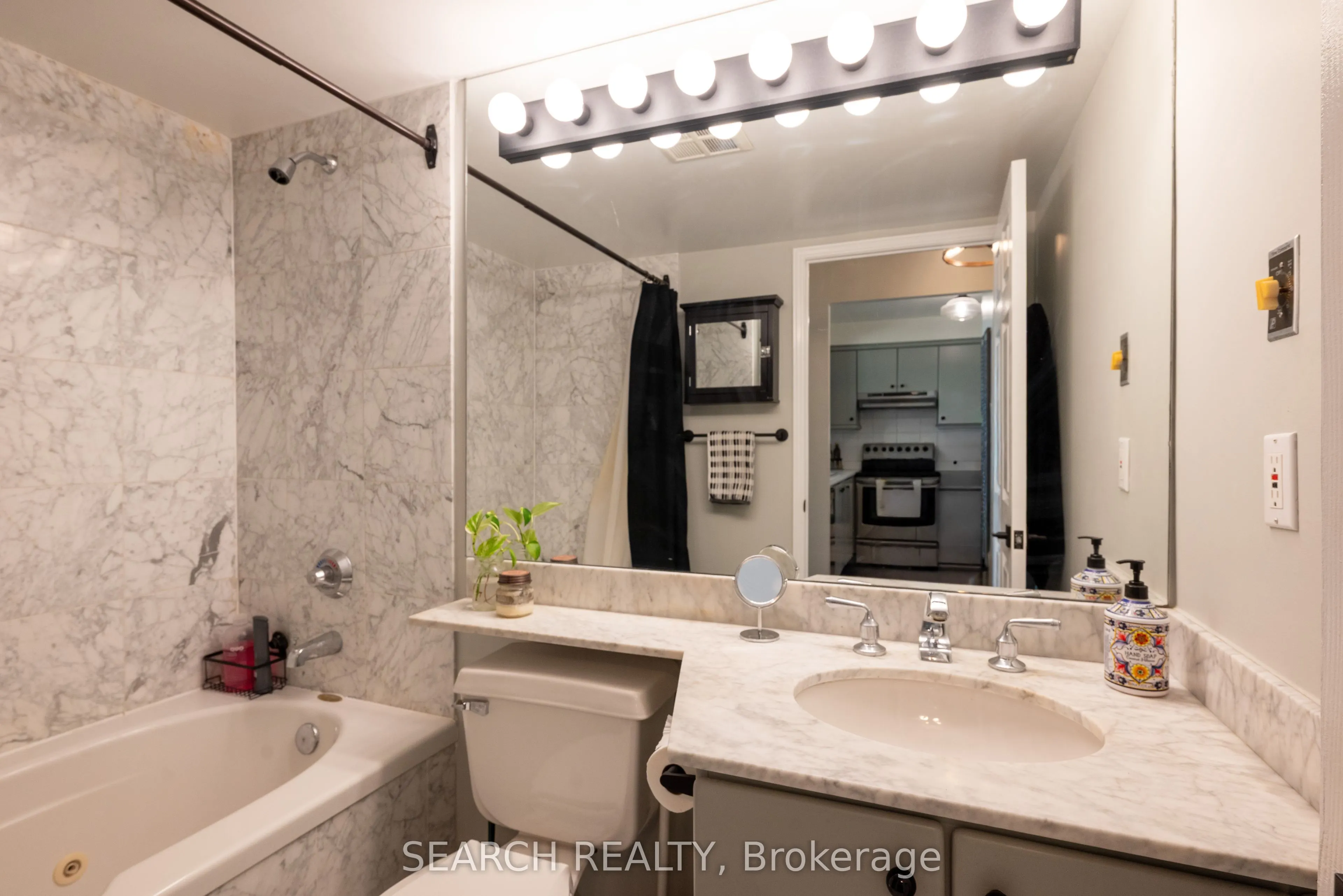2285 Lake Shore Boulevard W, #1705