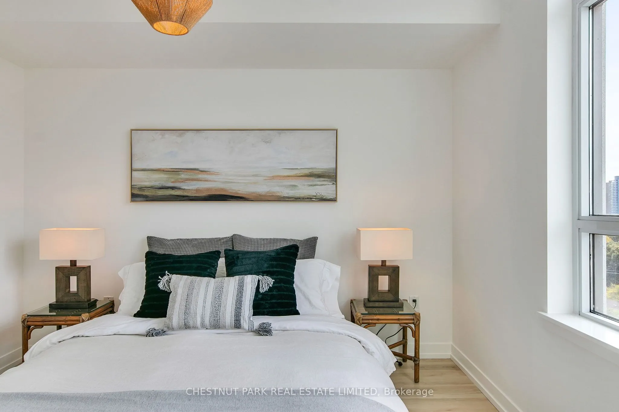 816 Lansdowne Avenue, #1008