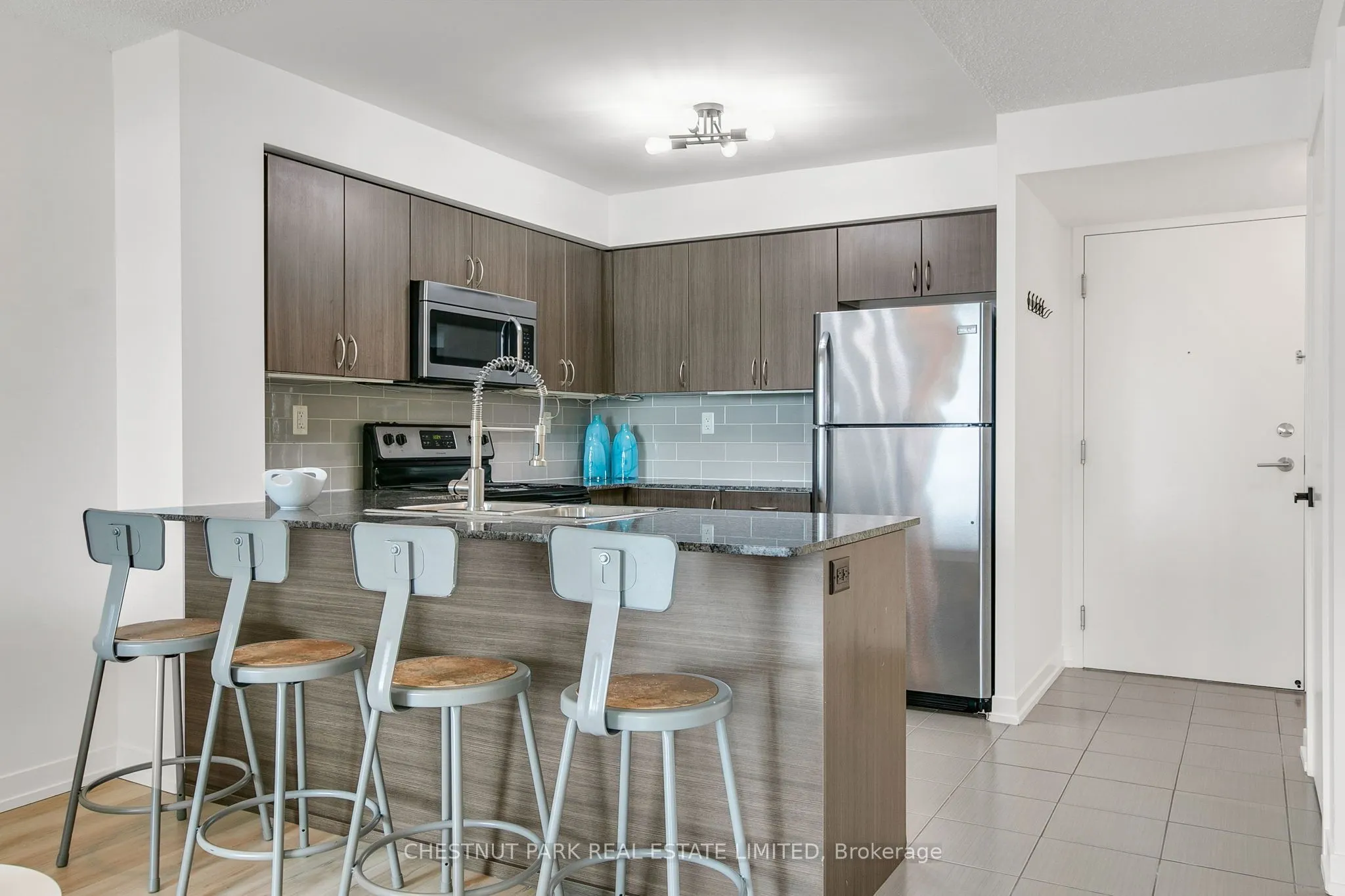 816 Lansdowne Avenue, #1008