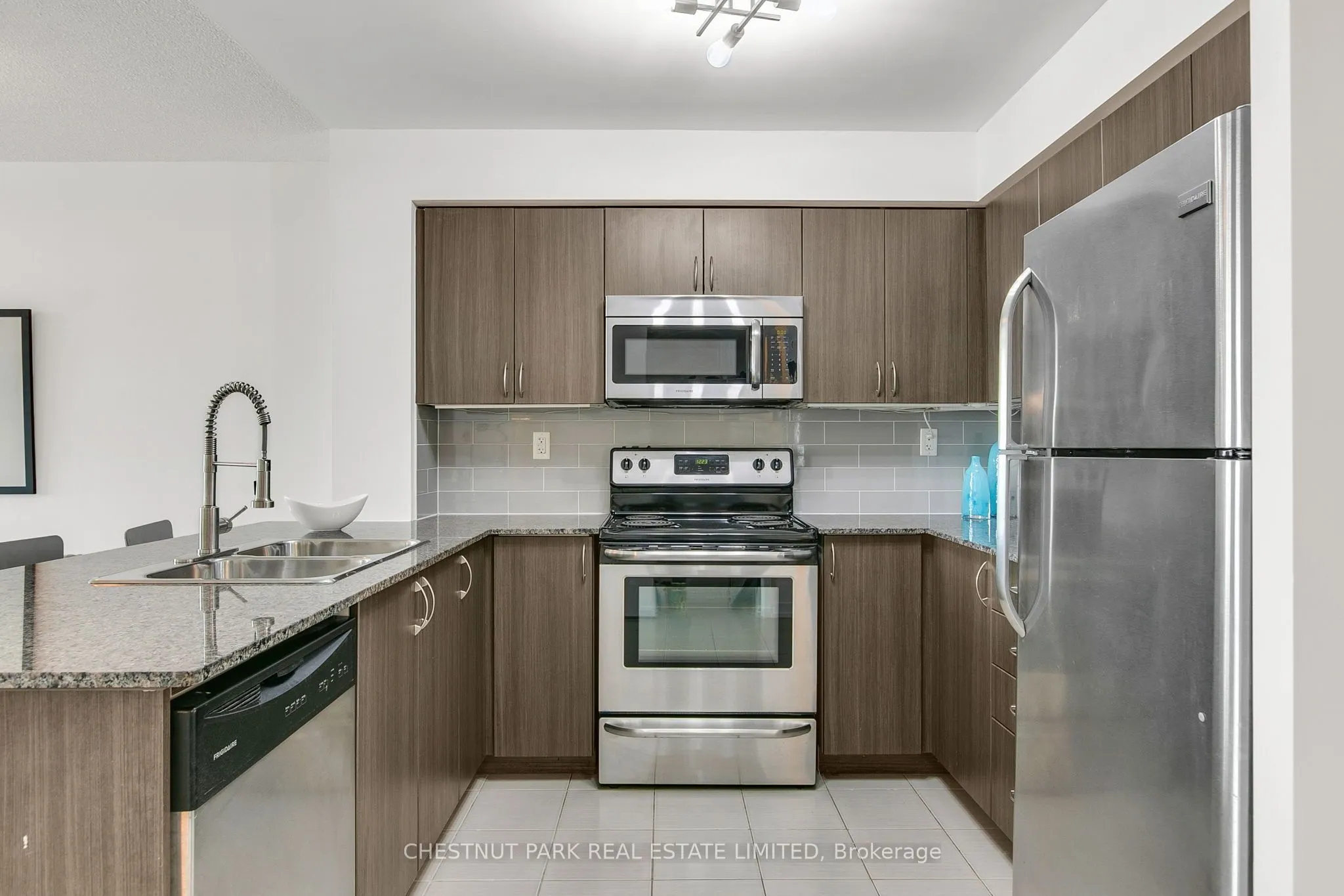 816 Lansdowne Avenue, #1008