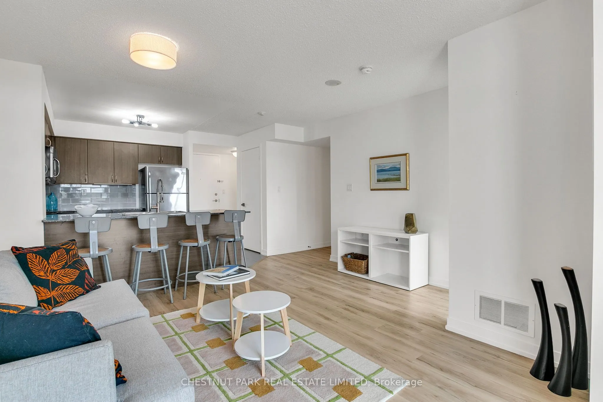 816 Lansdowne Avenue, #1008