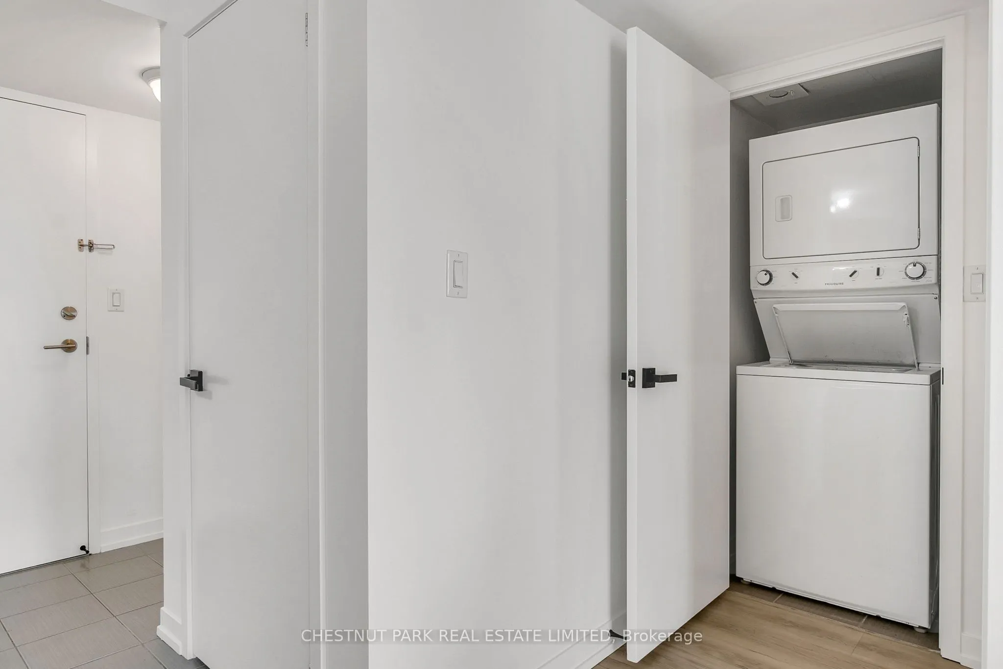 816 Lansdowne Avenue, #1008