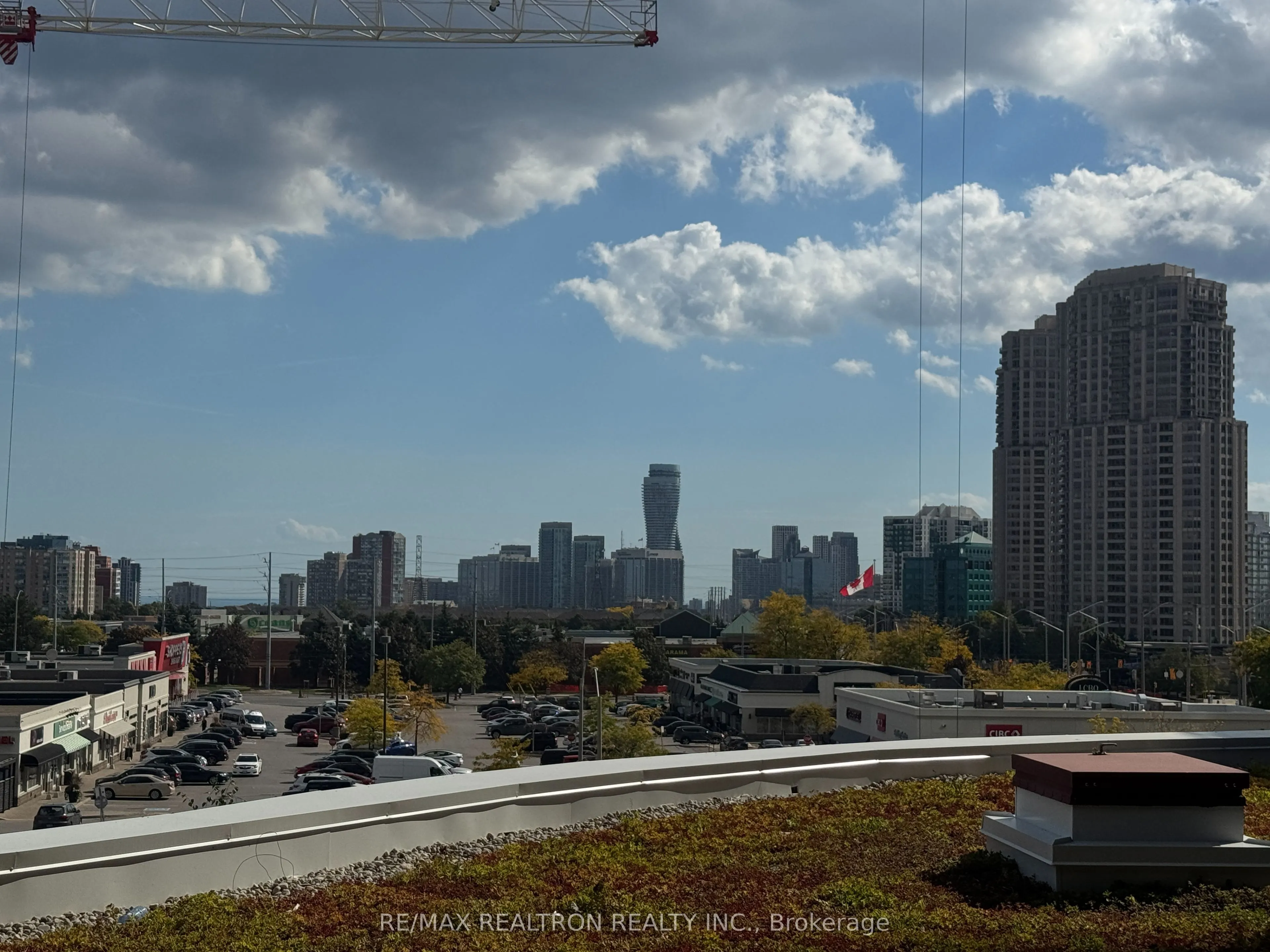 5105 Hurontario Street, #339