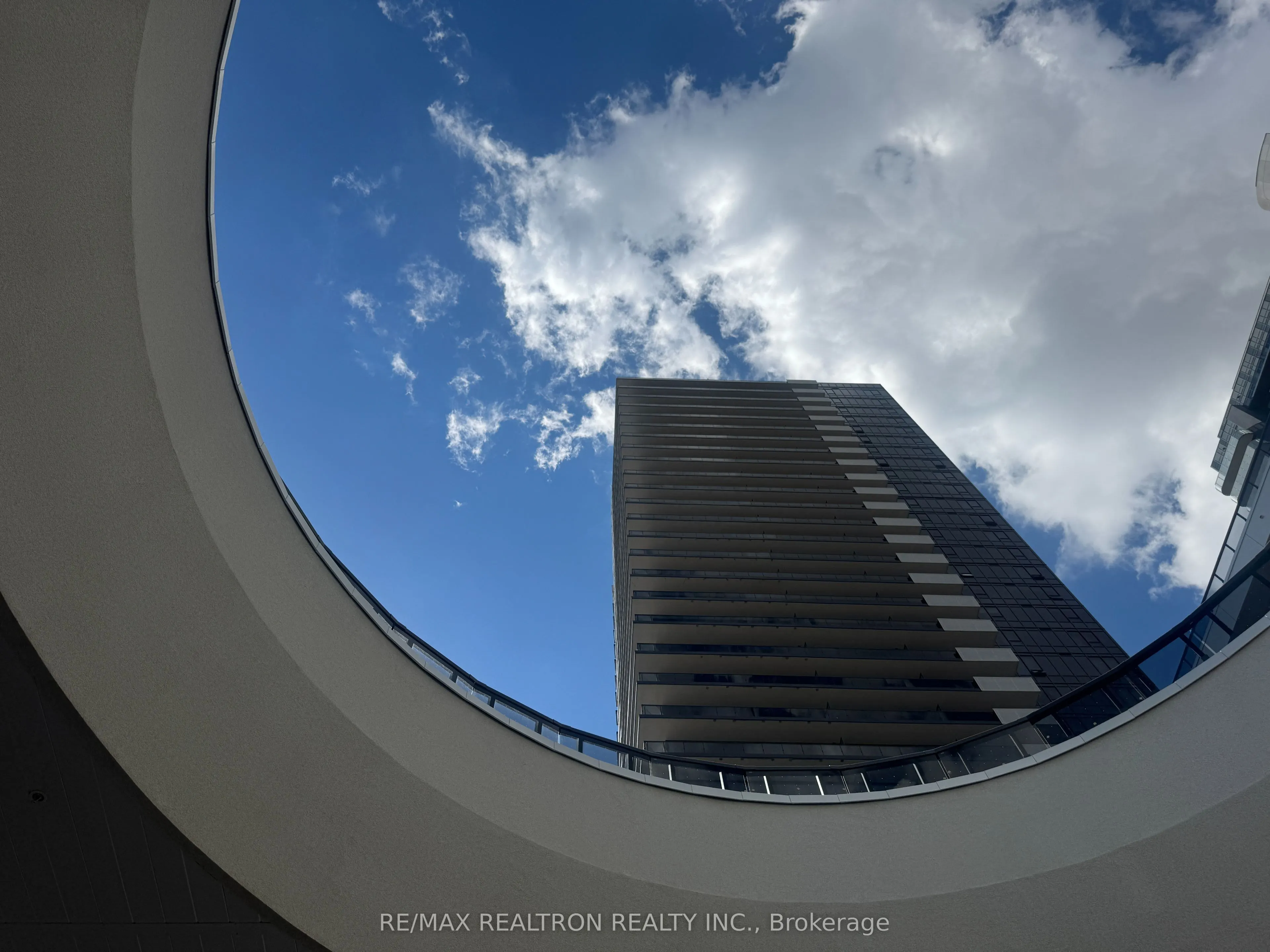 5105 Hurontario Street, #339