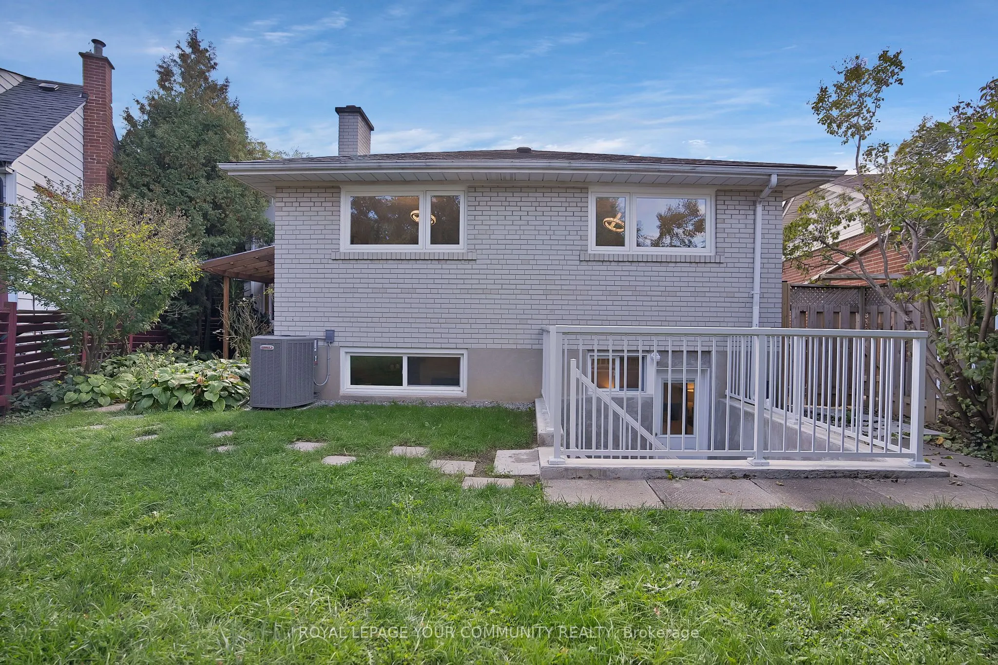 651 Burnhamthorpe Road