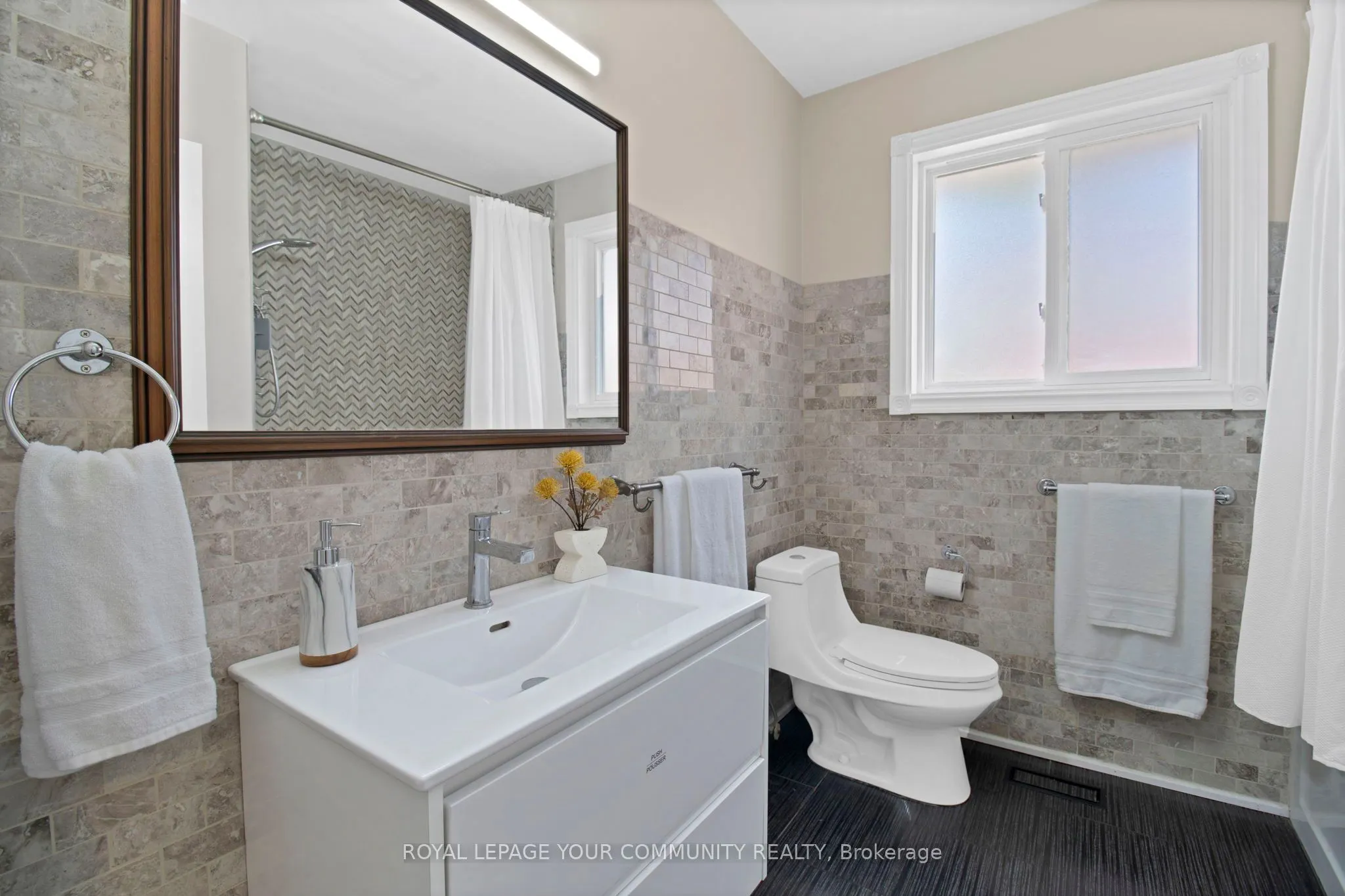 651 Burnhamthorpe Road
