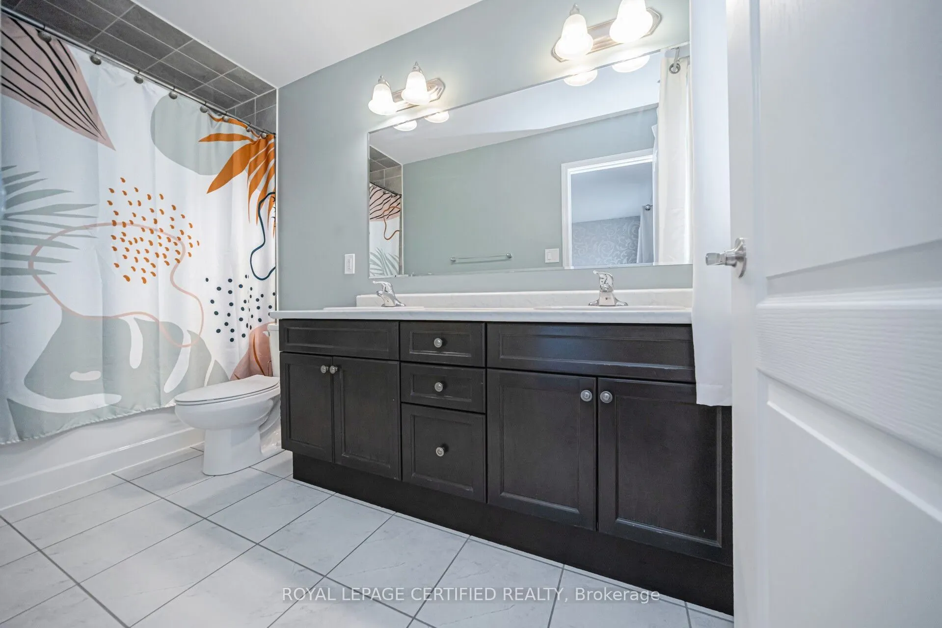 110 Bannister Crescent
