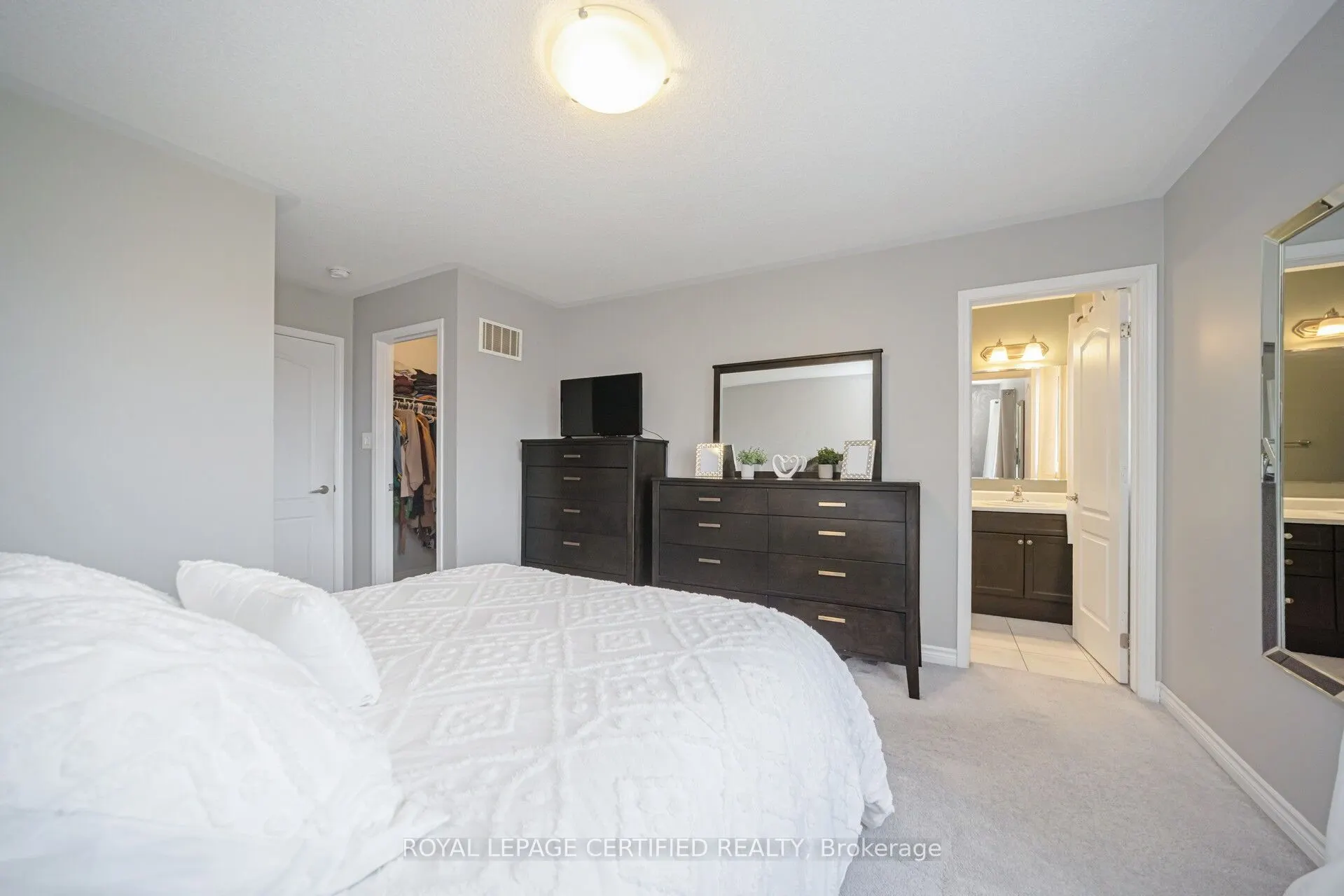 110 Bannister Crescent