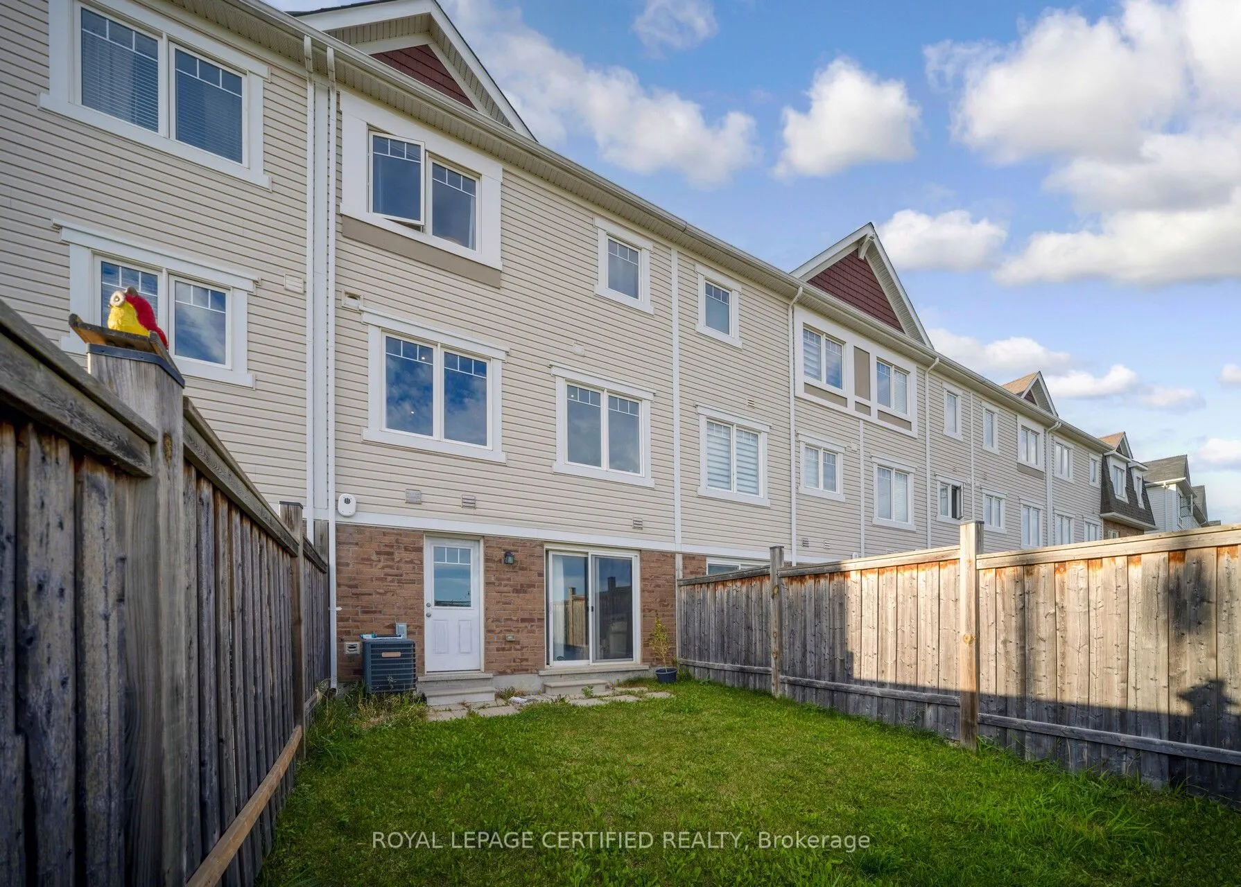 110 Bannister Crescent