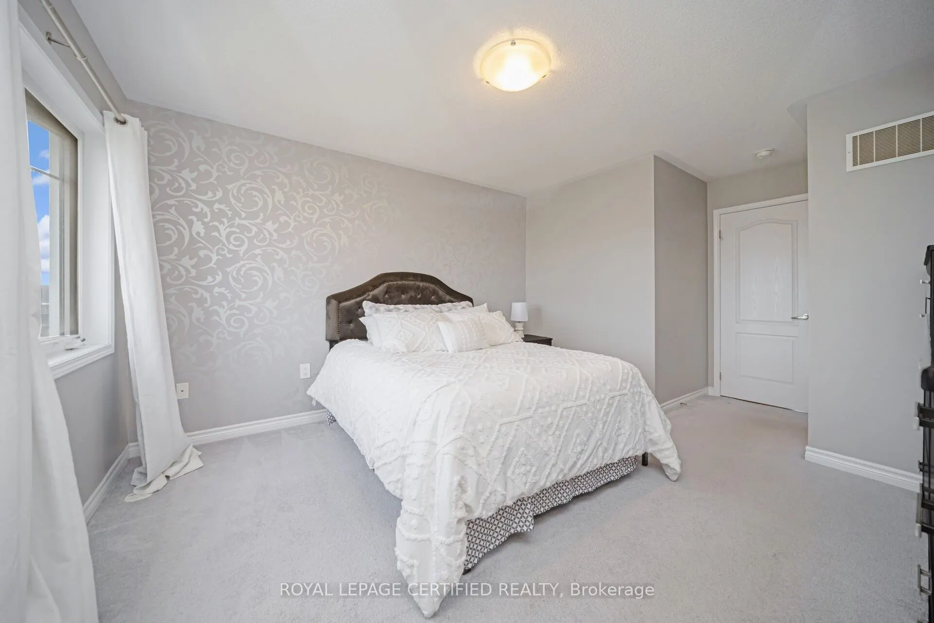 110 Bannister Crescent