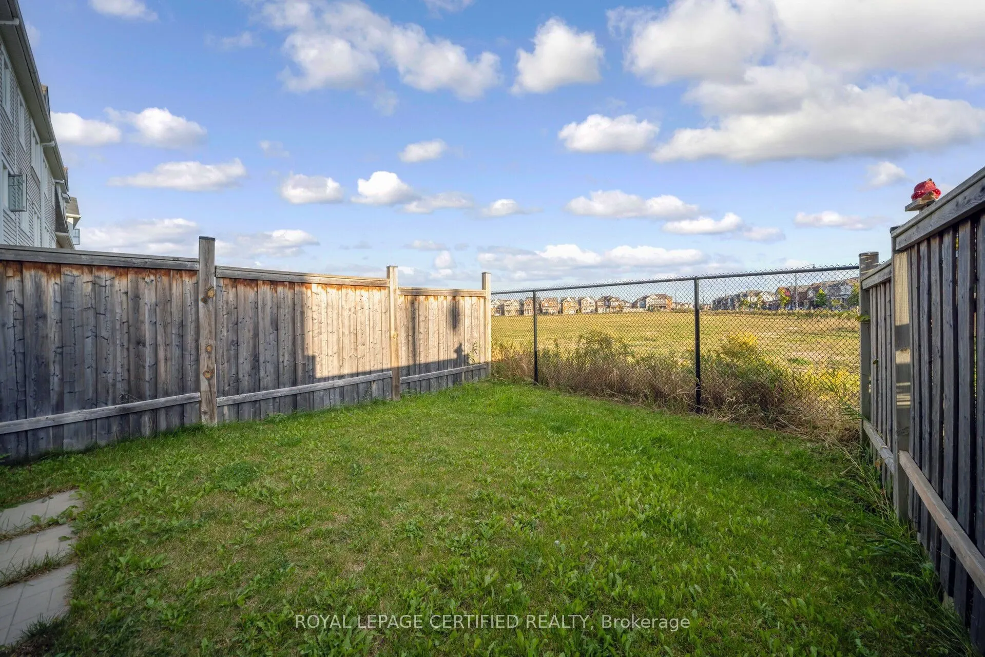 110 Bannister Crescent