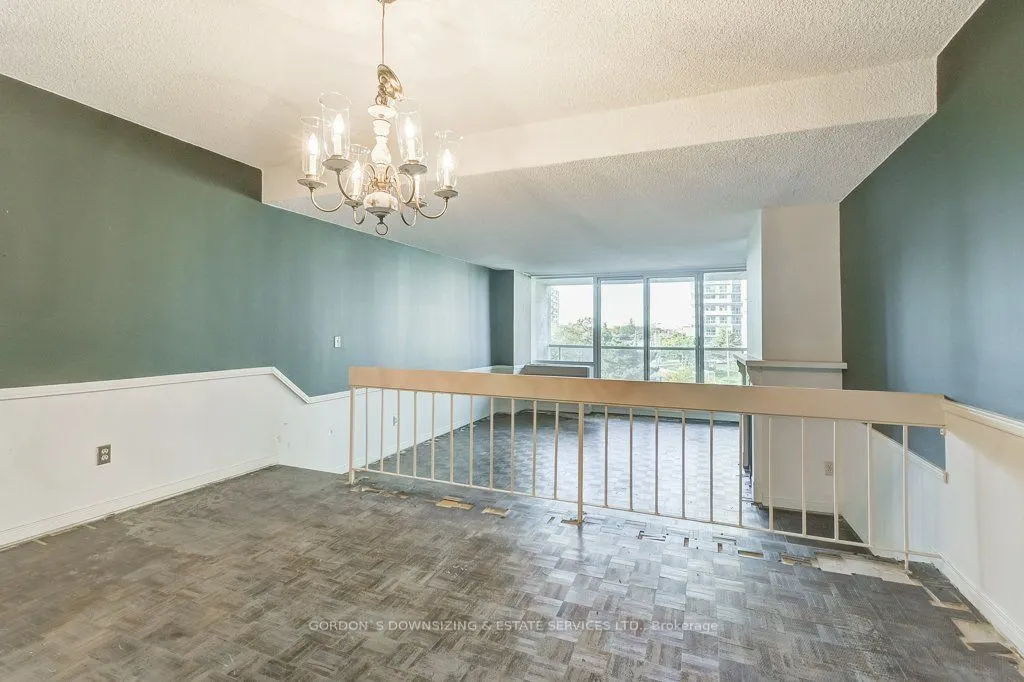 20 Speers Road, #401