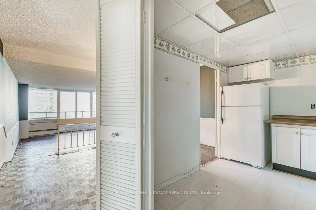 20 Speers Road, #401