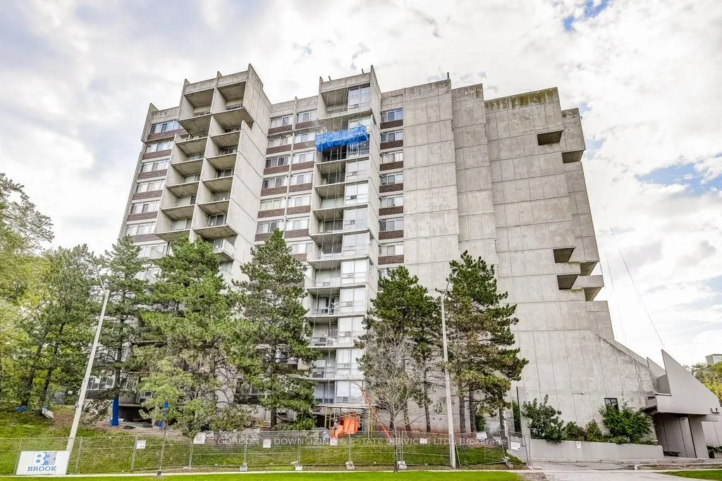 20 Speers Road, #401