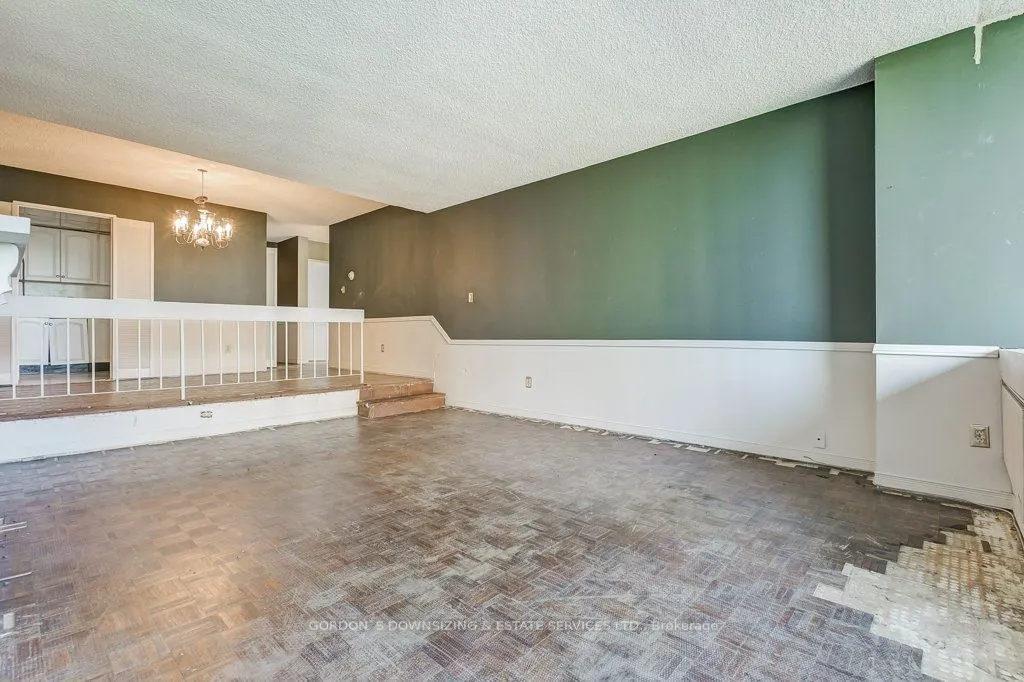 20 Speers Road, #401