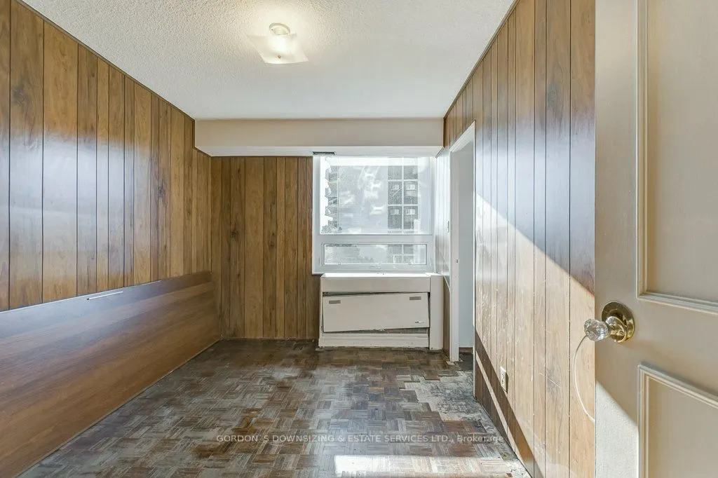20 Speers Road, #401