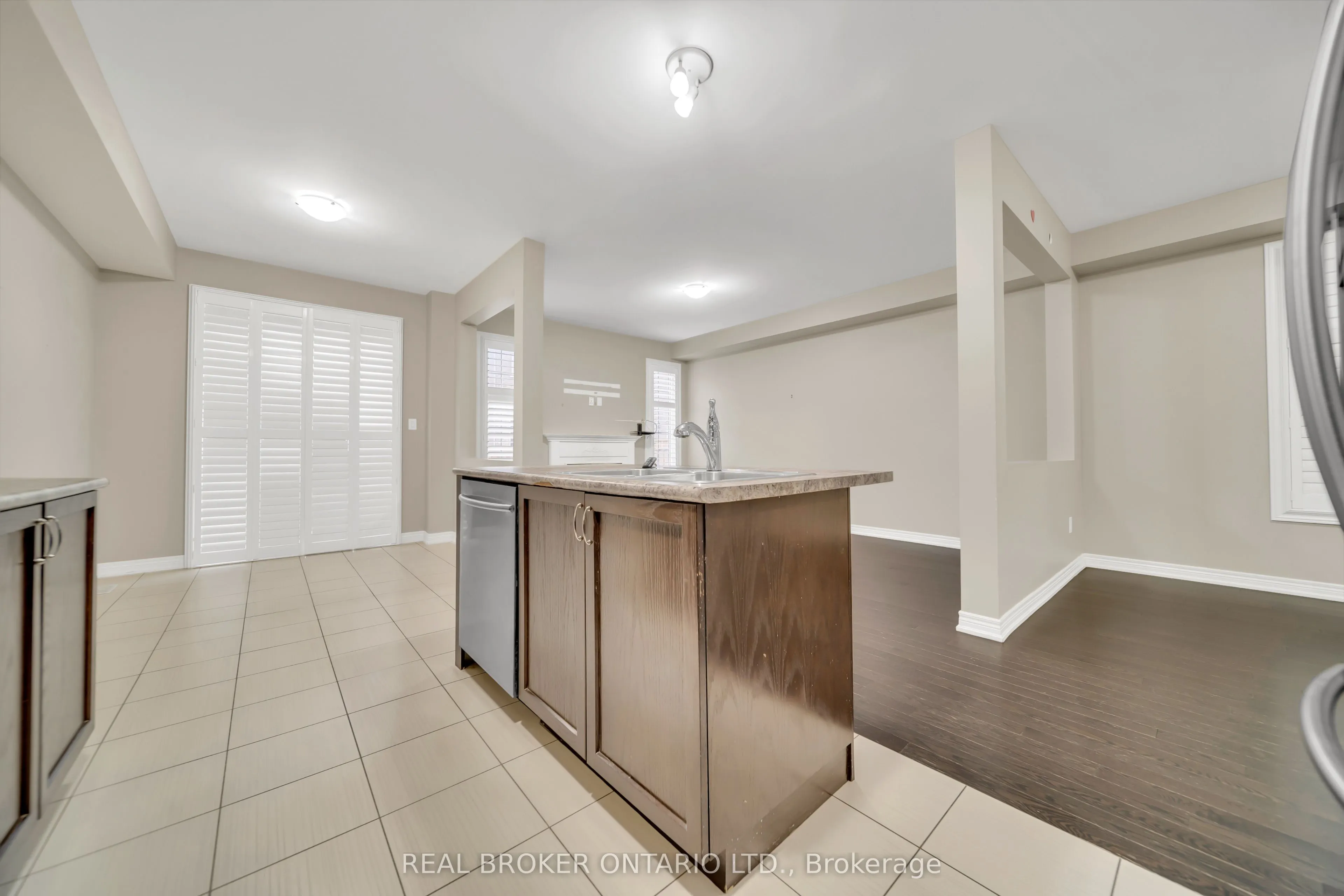 81 Vezna Crescent