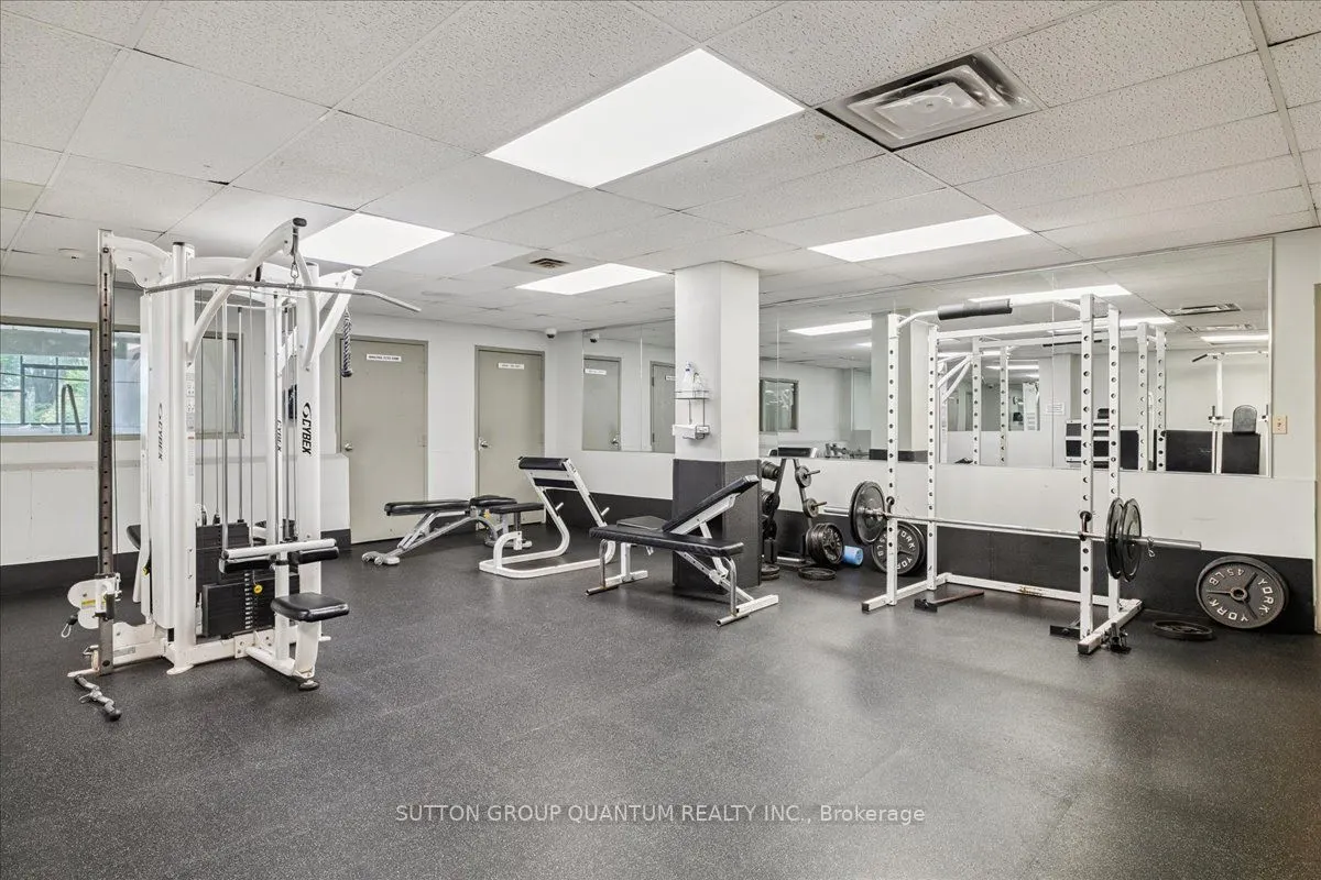1515 Lakeshore Road E, #1404