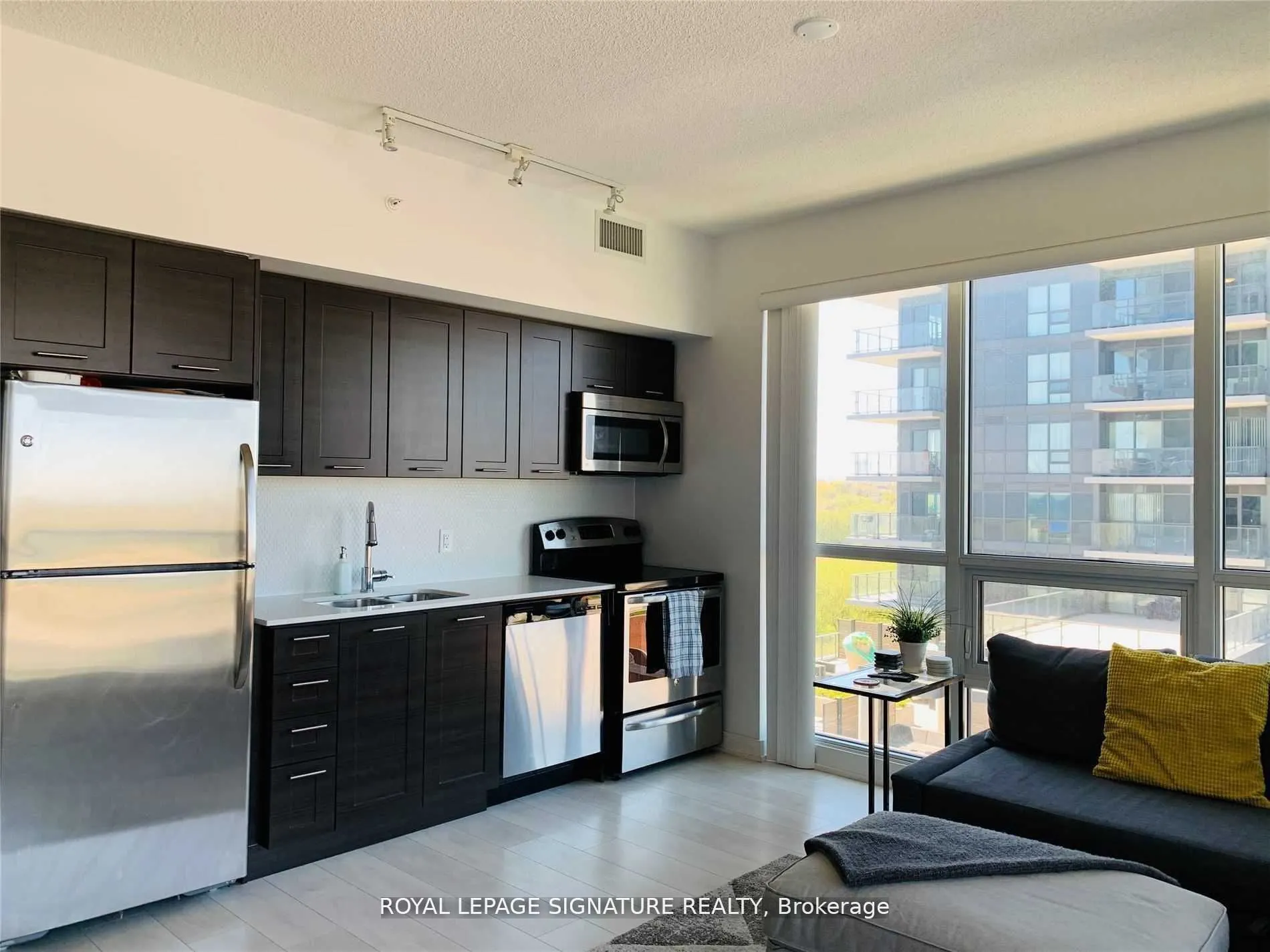 2212 Lake Shore Boulevard W, #1108