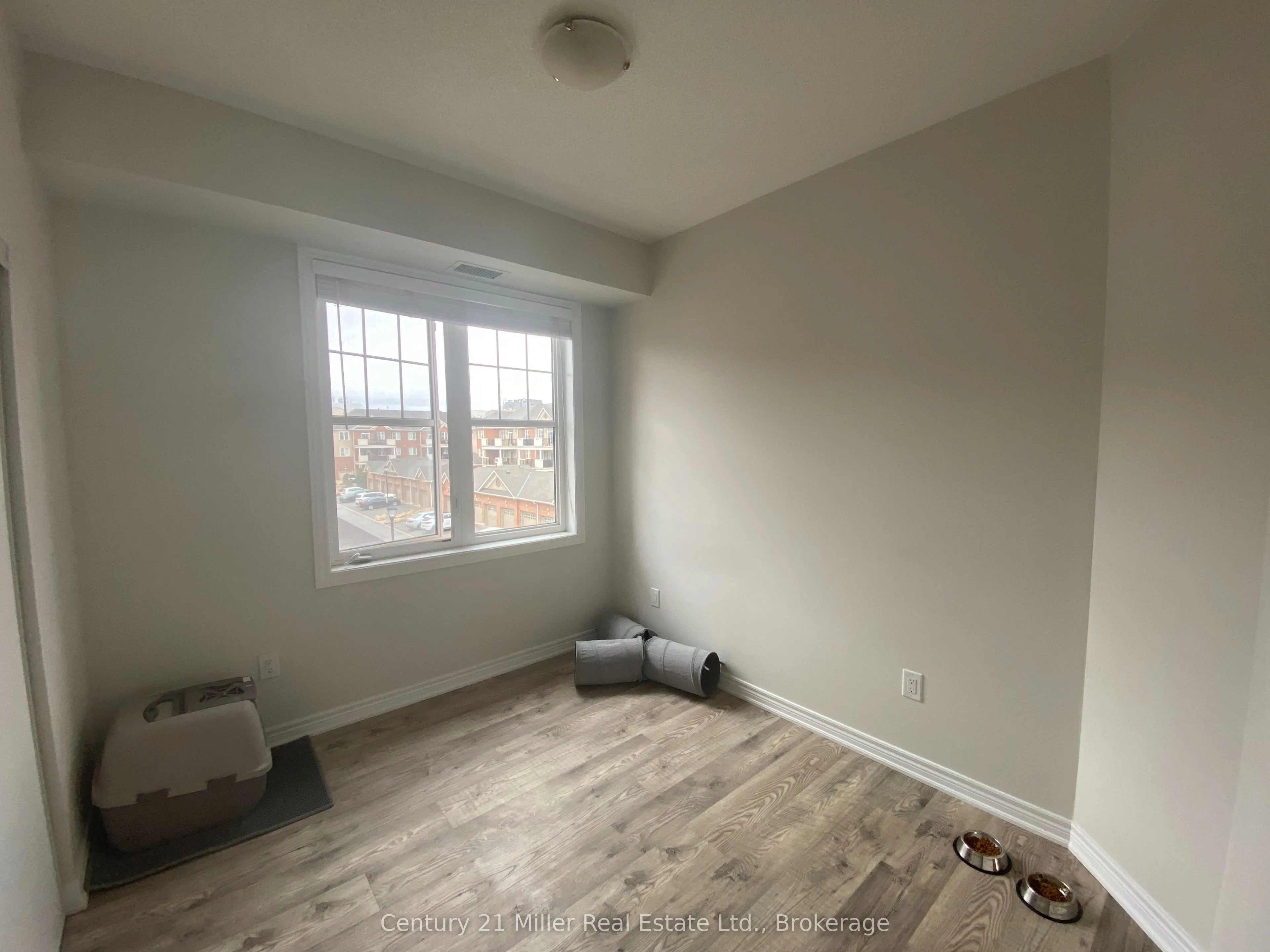 2326 Taunton Road, #306