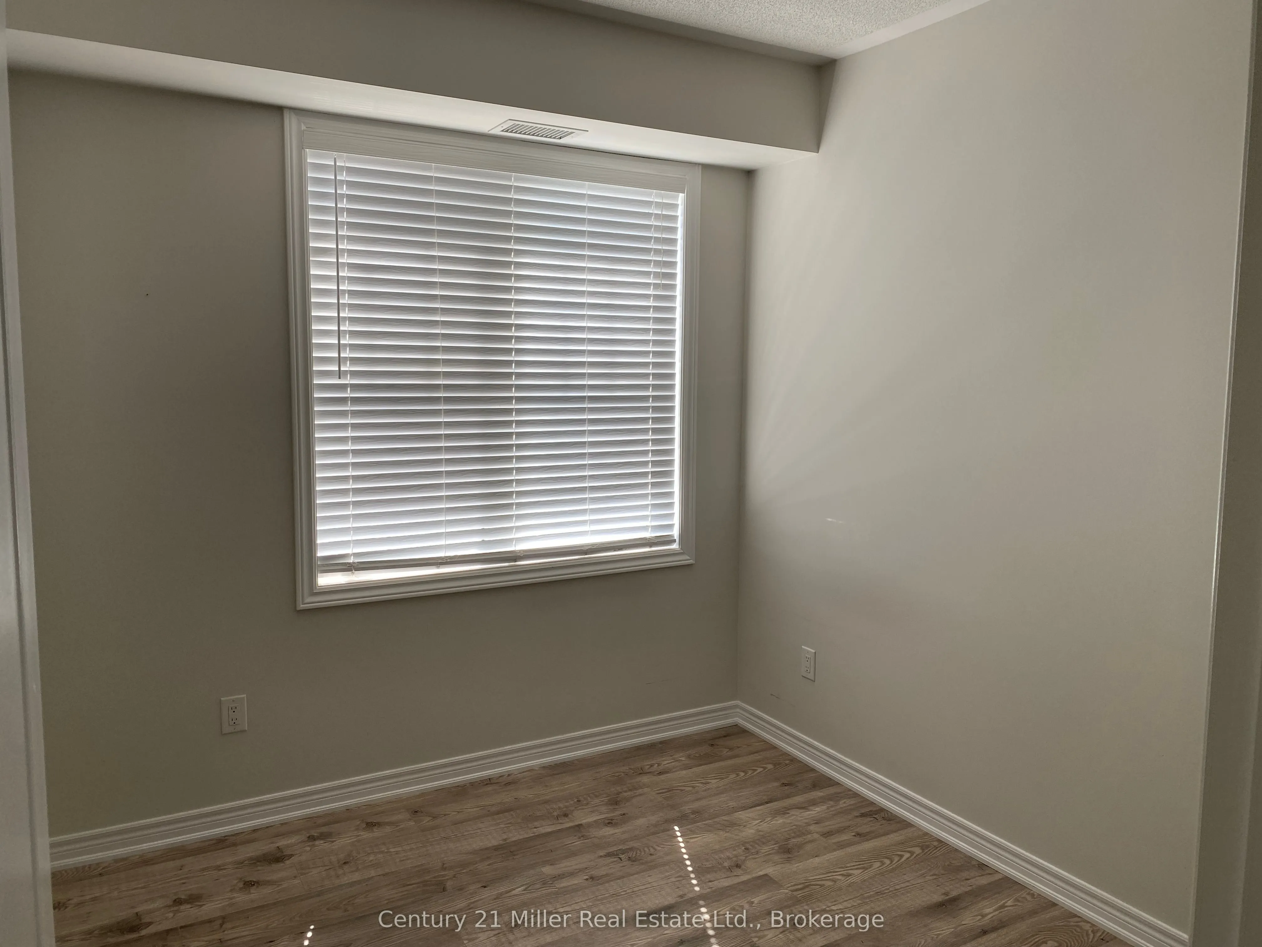 2326 Taunton Road, #306