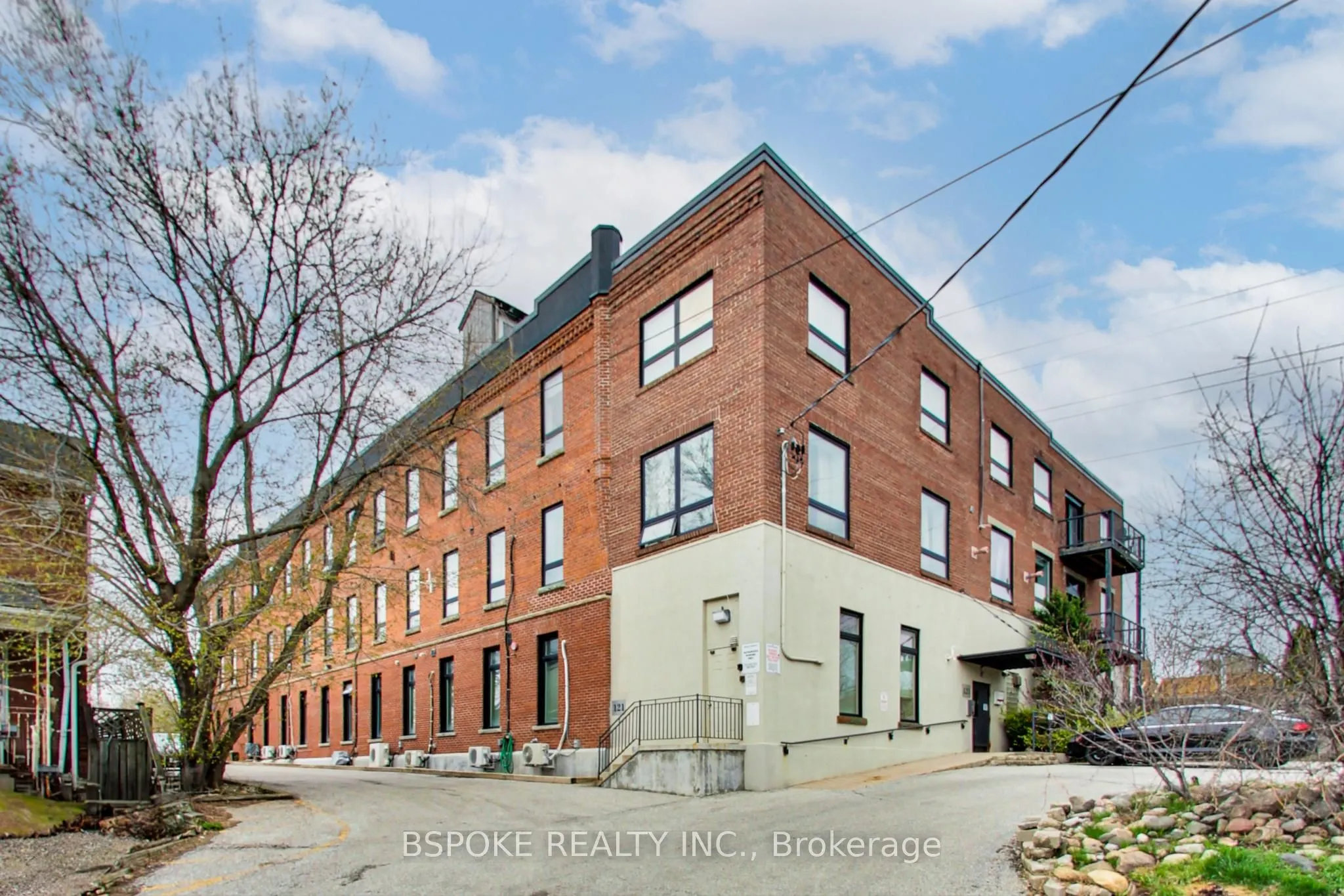 121 Prescott Avenue, #18
