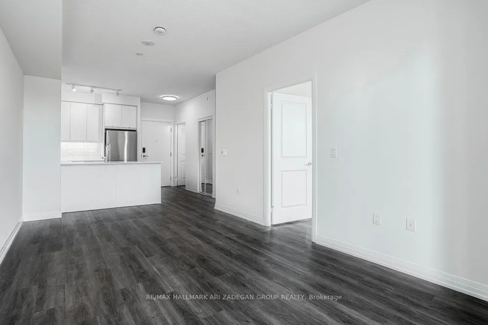 15 Watergarden Drive, #507