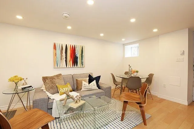 57 Roncesvalles Avenue, #1