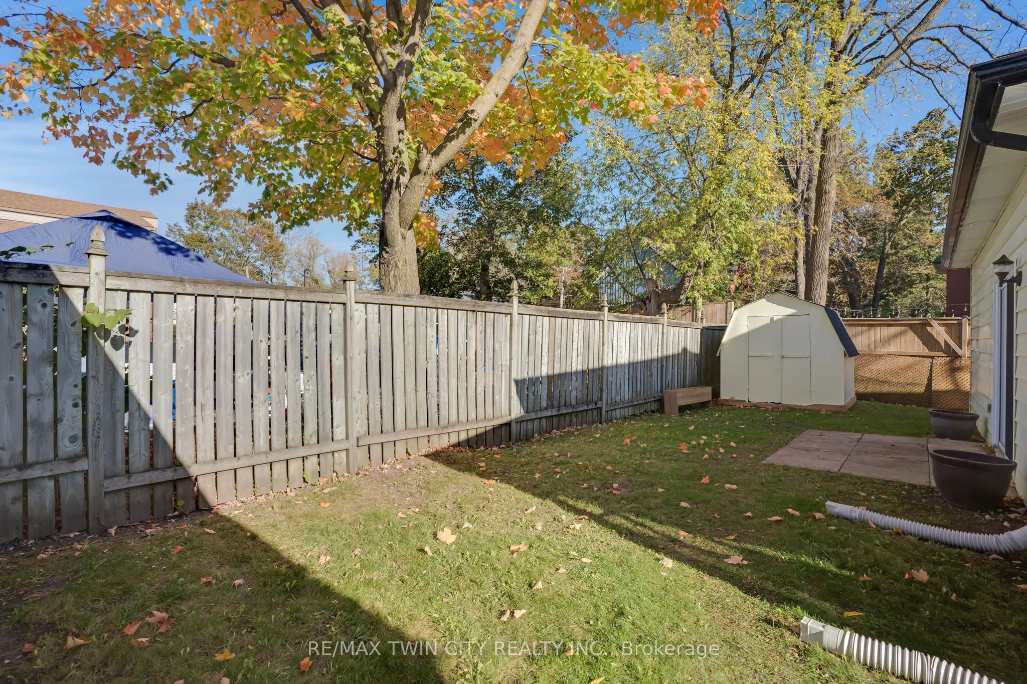 7 Frederick Street S