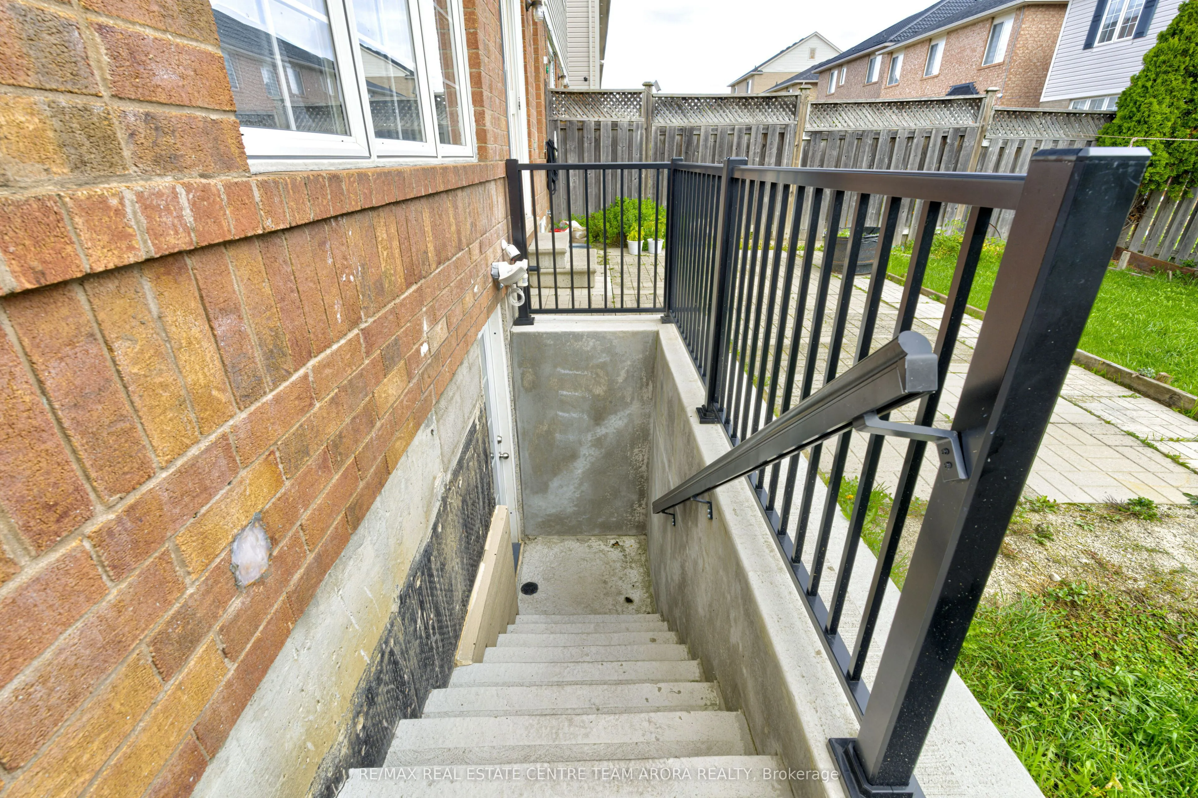 4 Dalia Street
