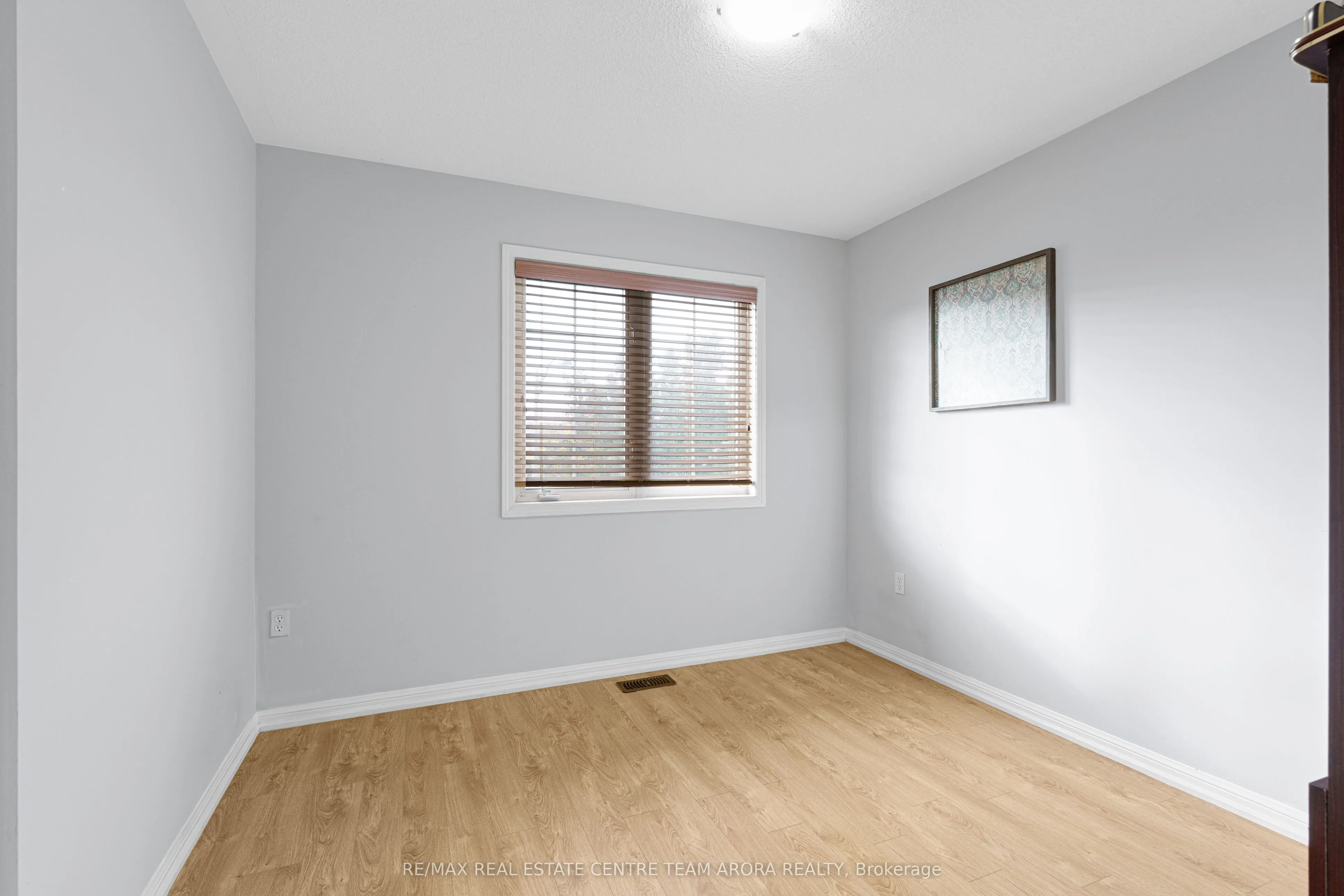 4 Dalia Street