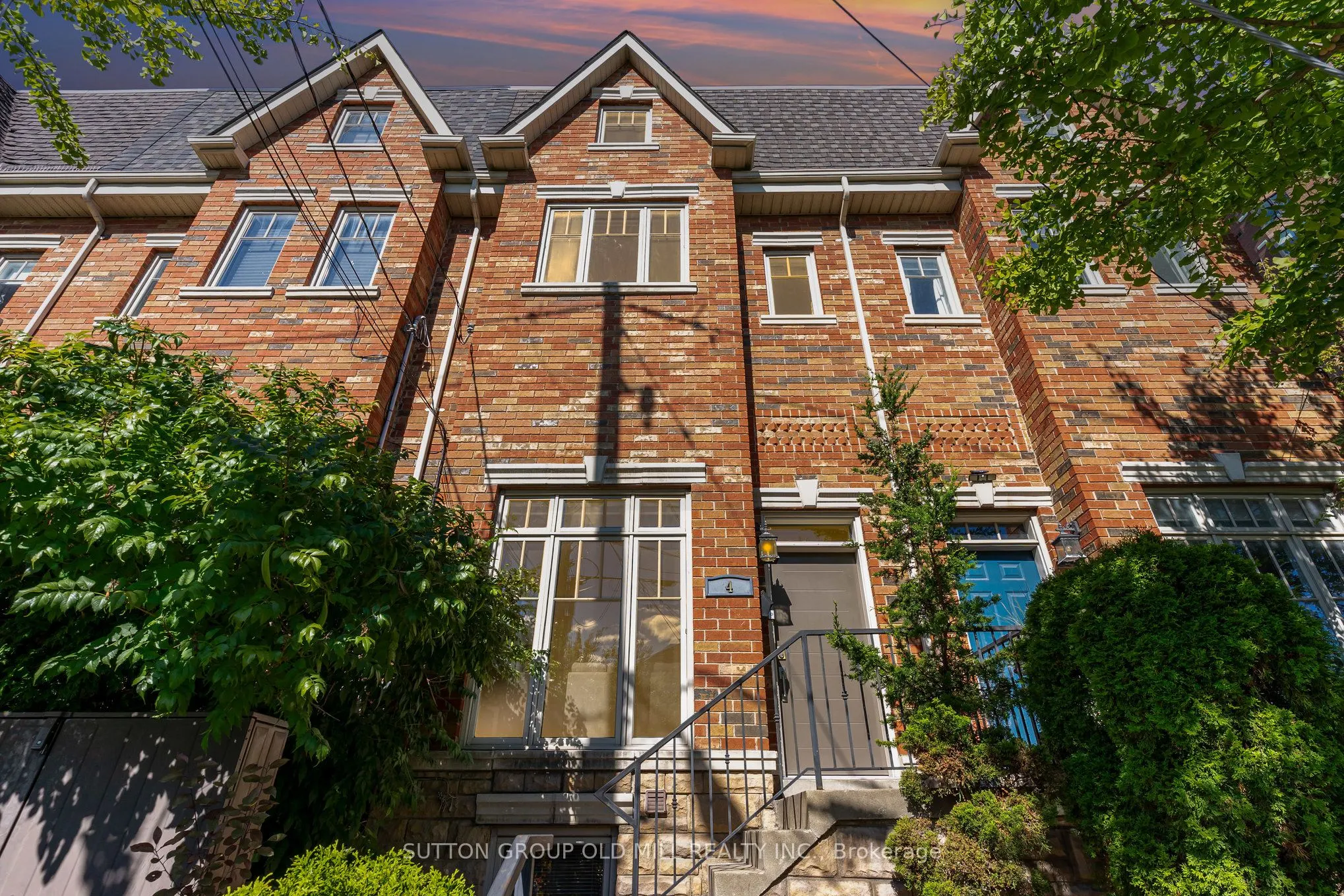 4 Hunter Avenue