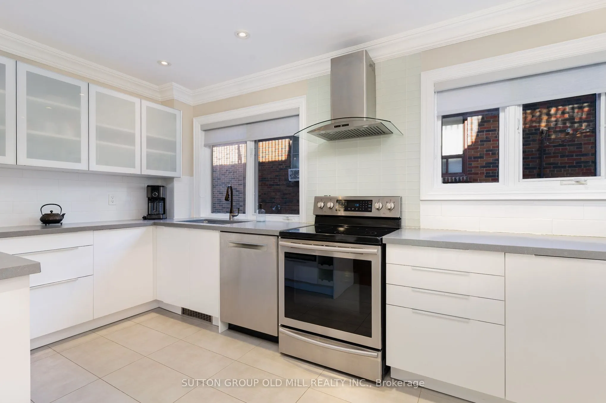 4 Hunter Avenue