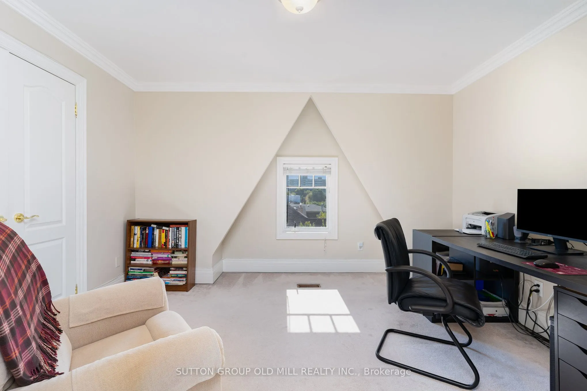 4 Hunter Avenue