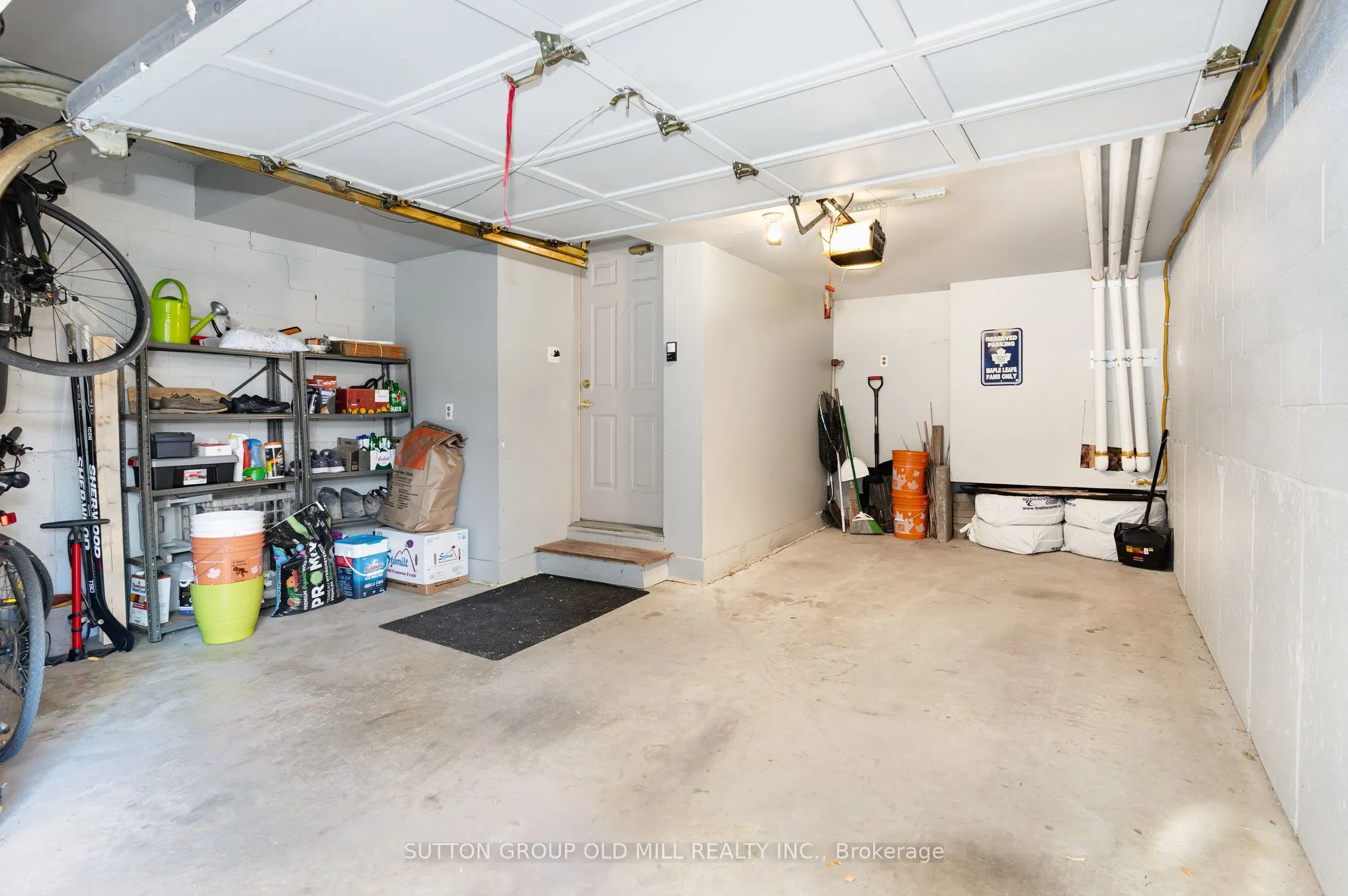 4 Hunter Avenue