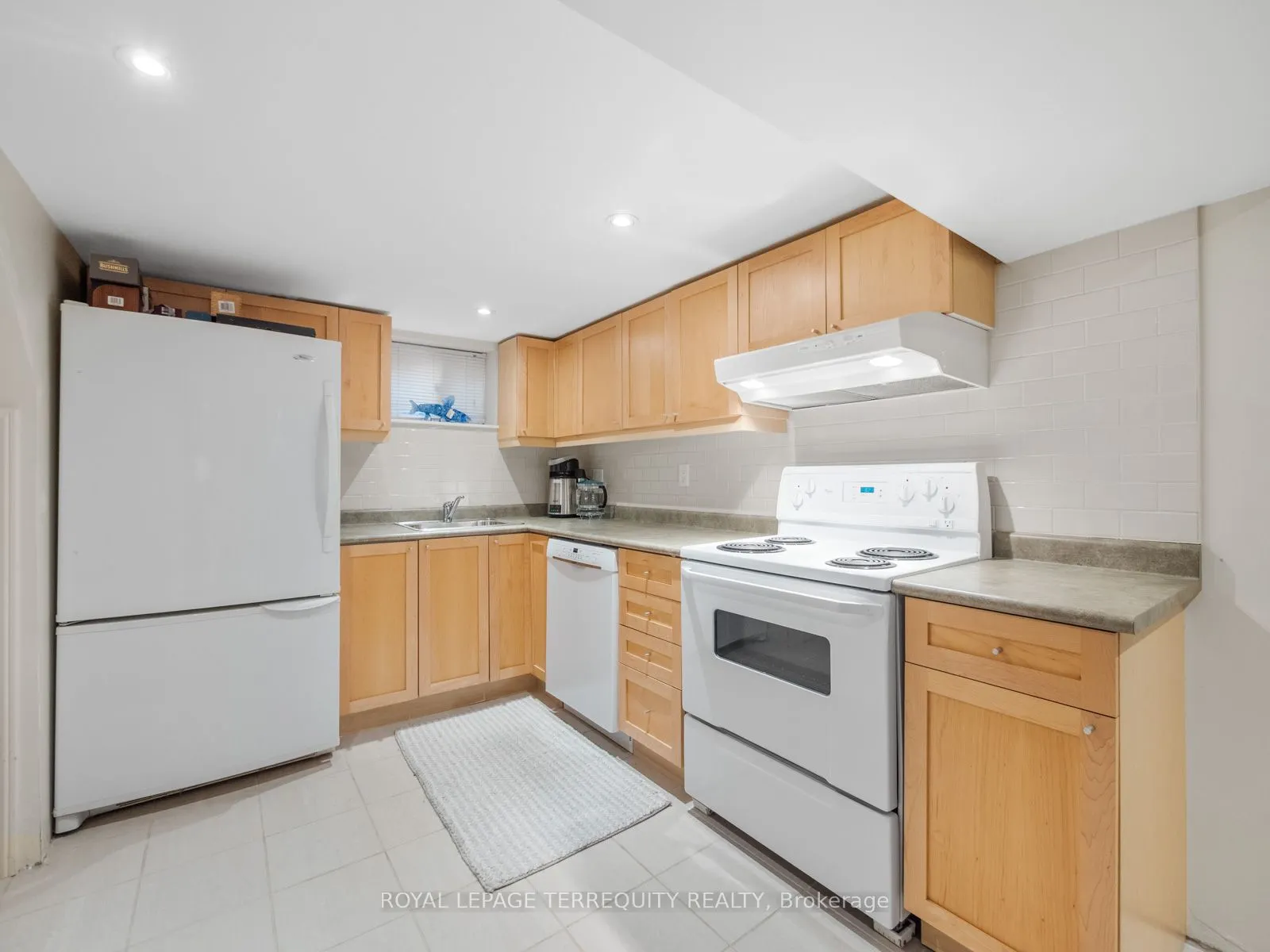 53 Glenroy Avenue