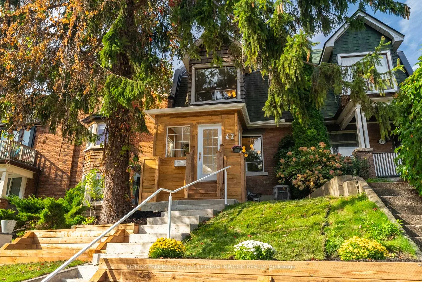 42 Indian Road
