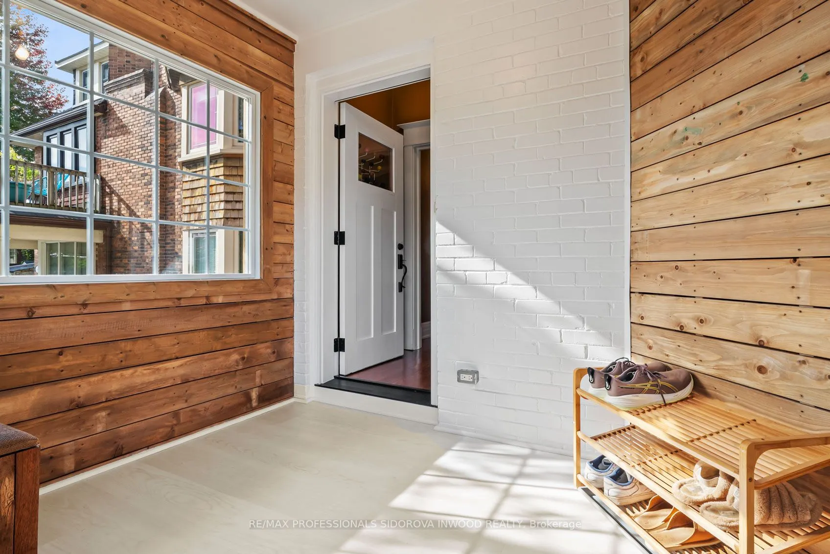 42 Indian Road
