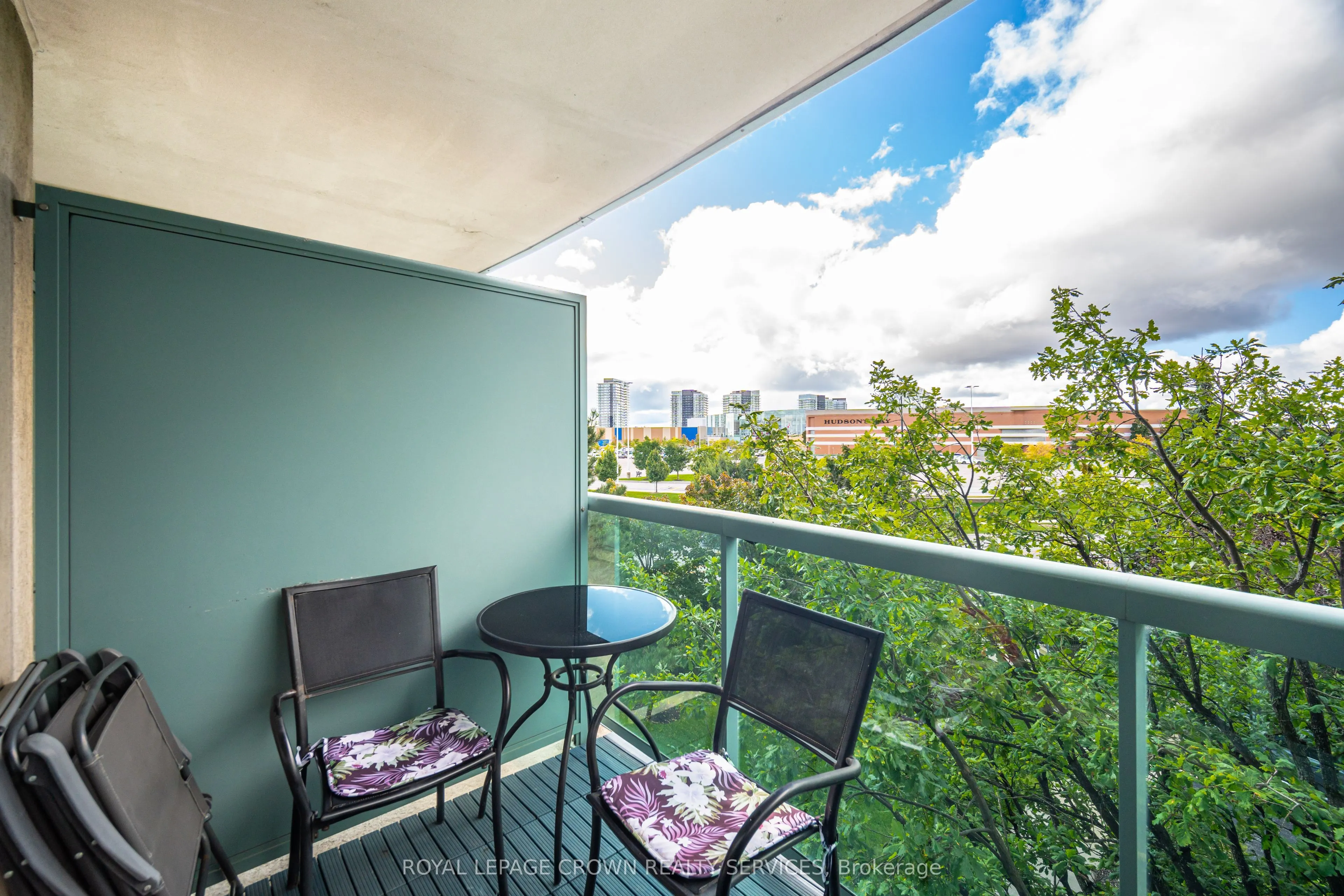 2545 Erin Centre Boulevard, #306