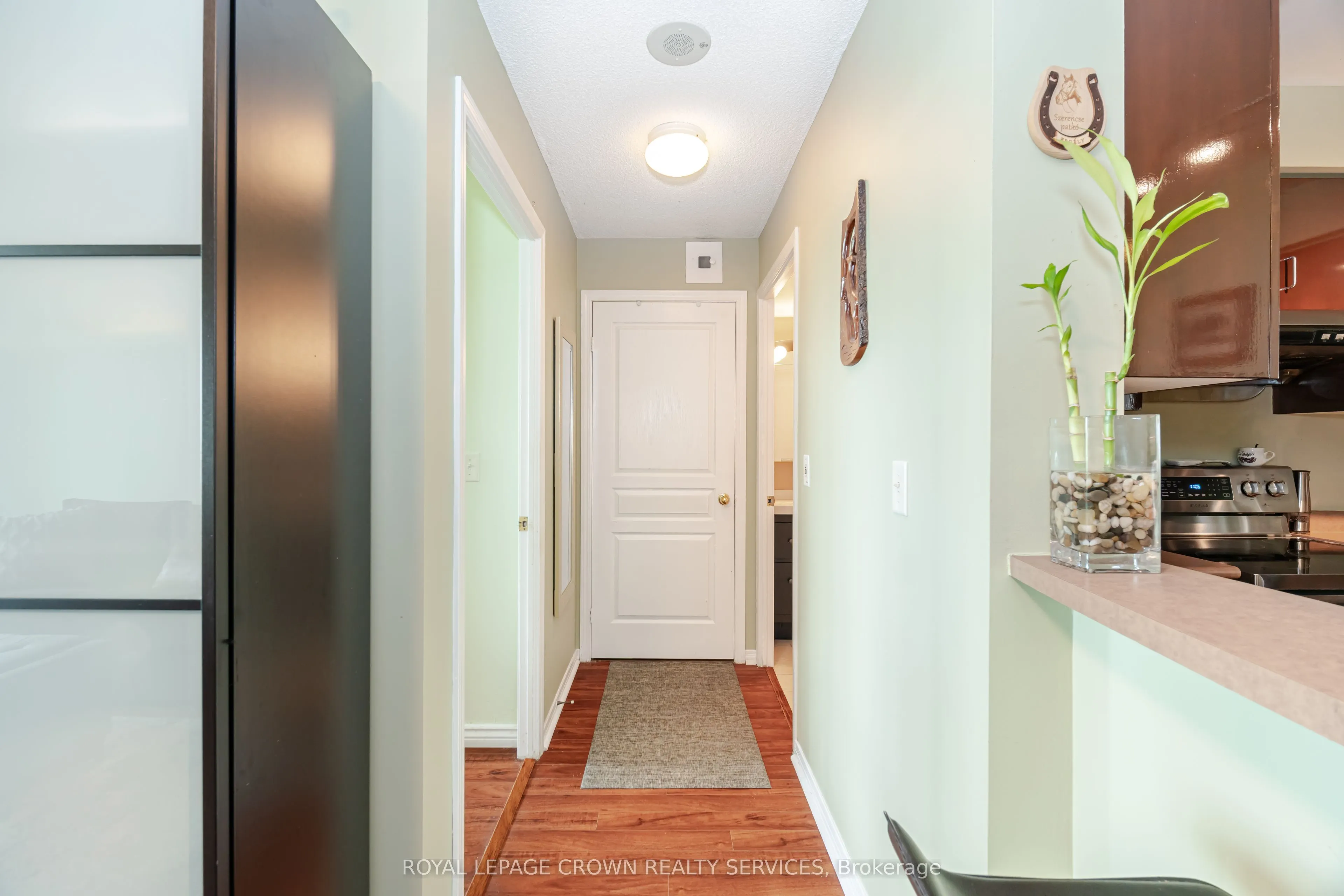 2545 Erin Centre Boulevard, #306