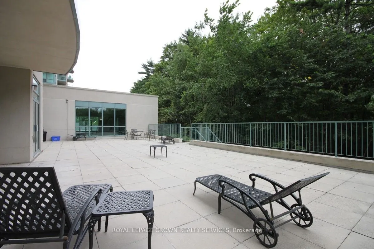 2545 Erin Centre Boulevard, #306