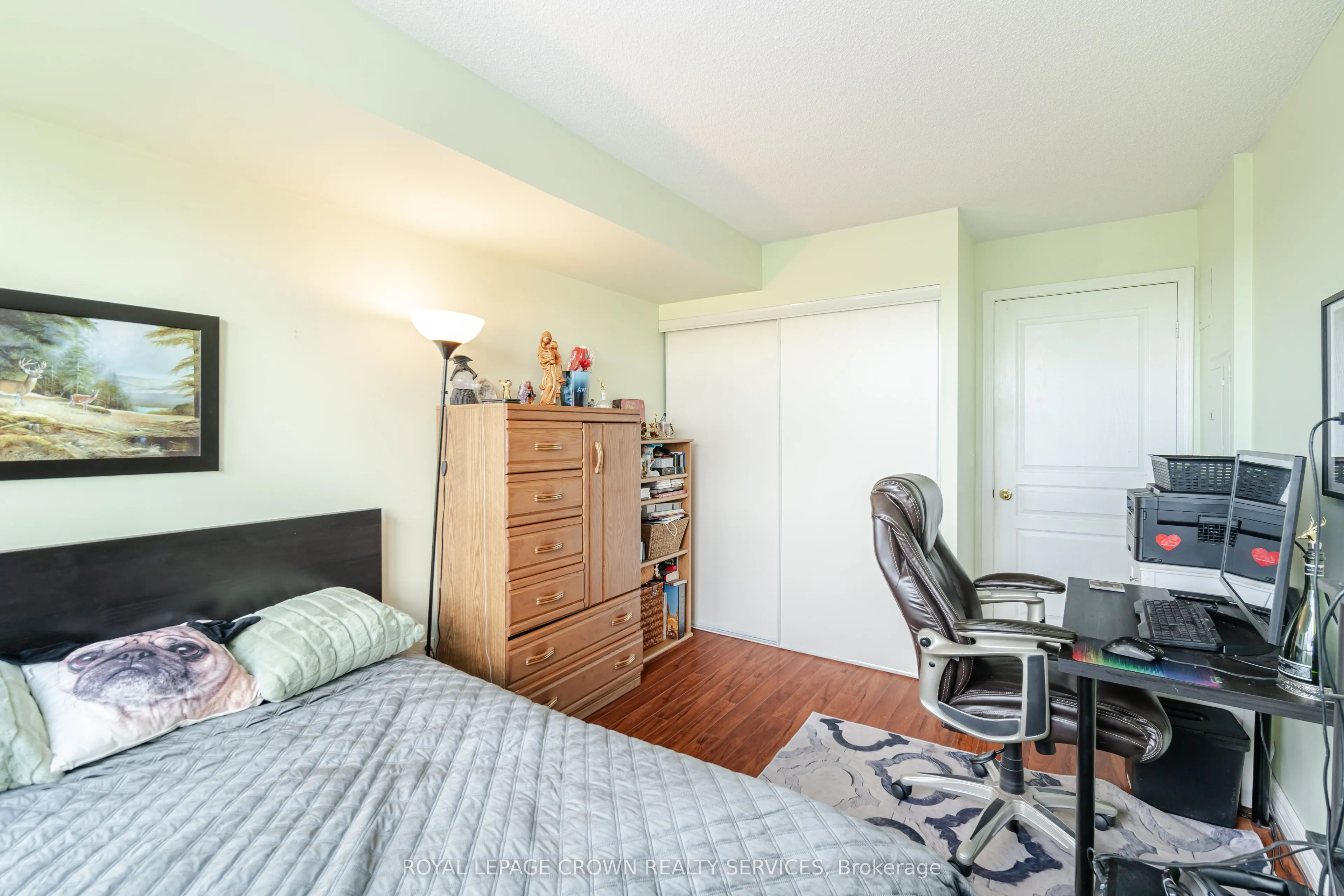 2545 Erin Centre Boulevard, #306