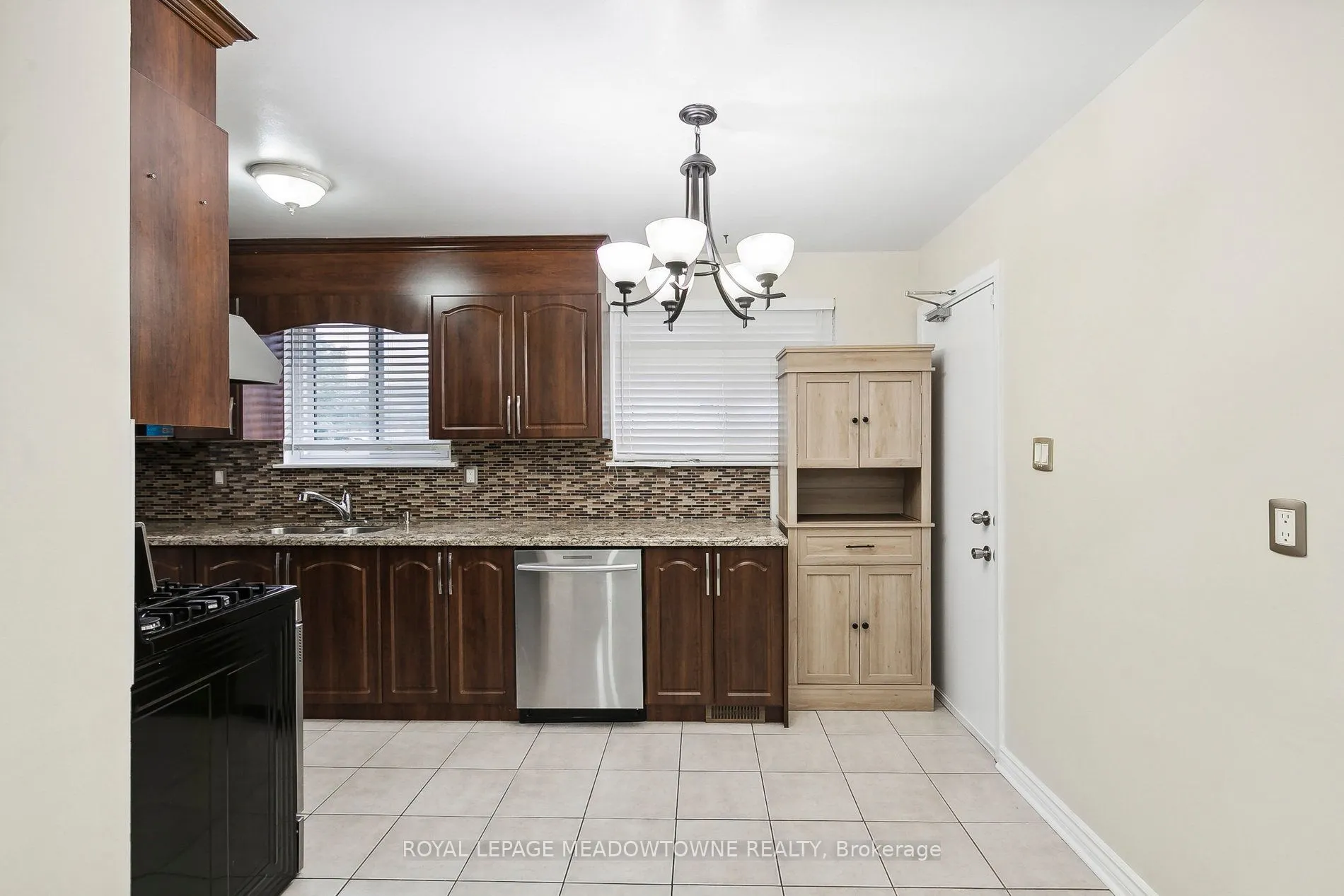 11 Juniper Crescent, #Upper