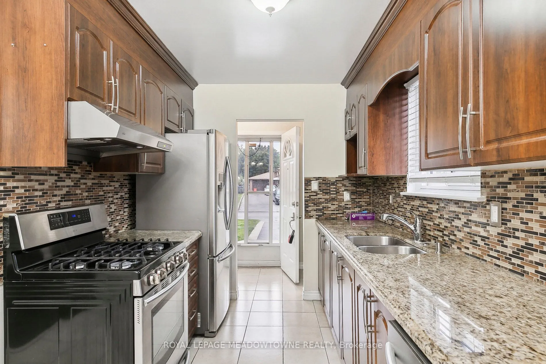 11 Juniper Crescent, #Upper