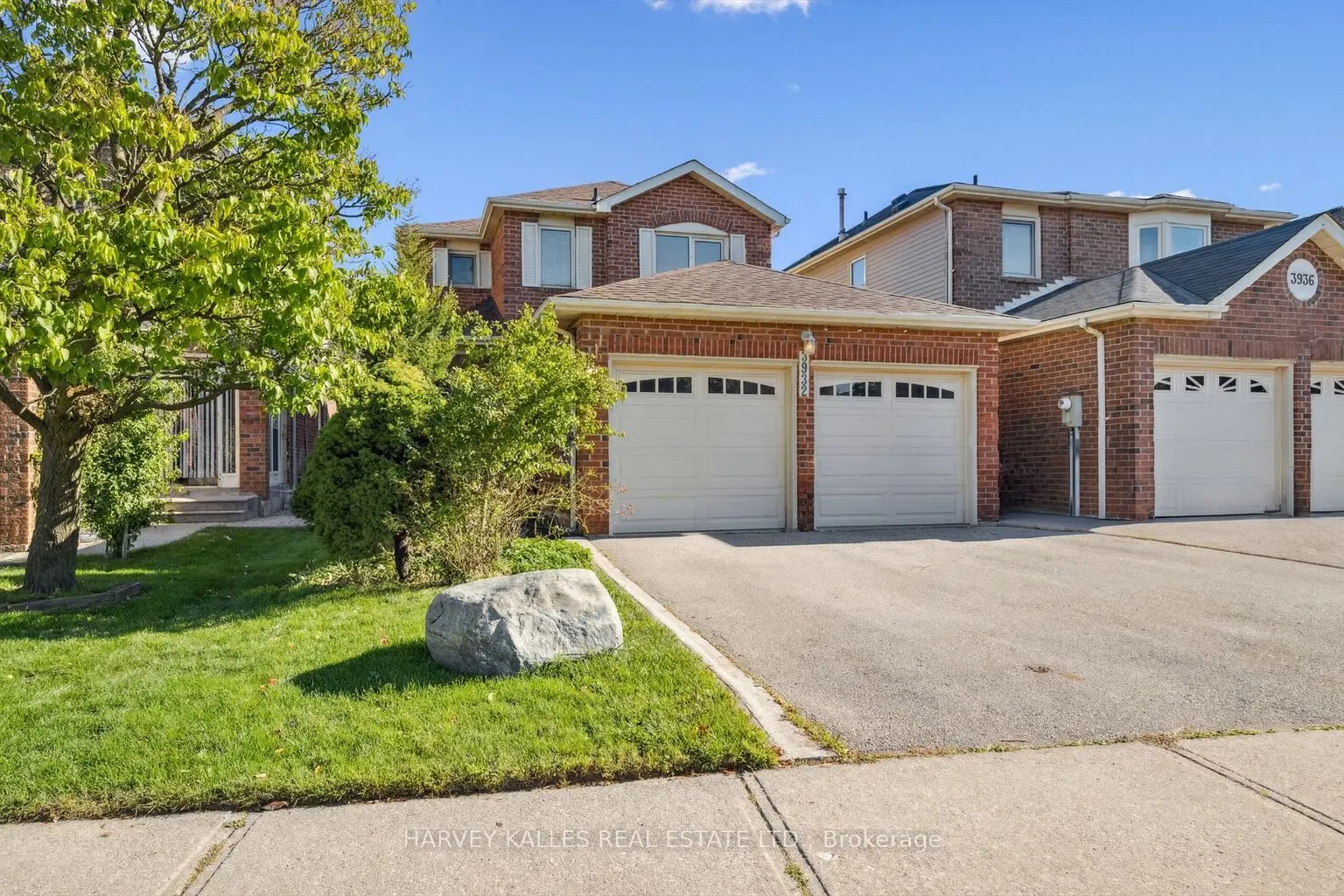 3932 Rushton Crescent