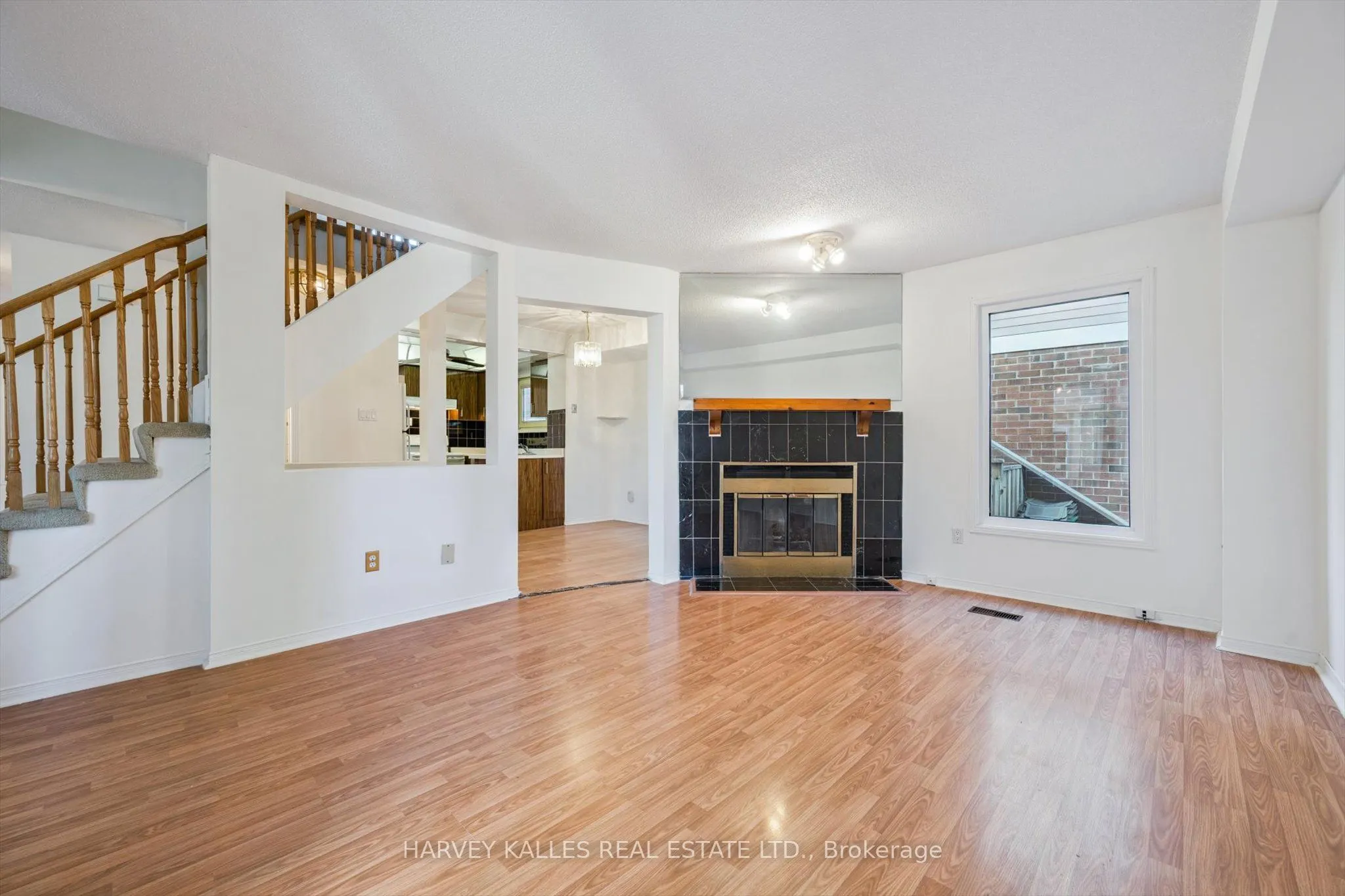 3932 Rushton Crescent
