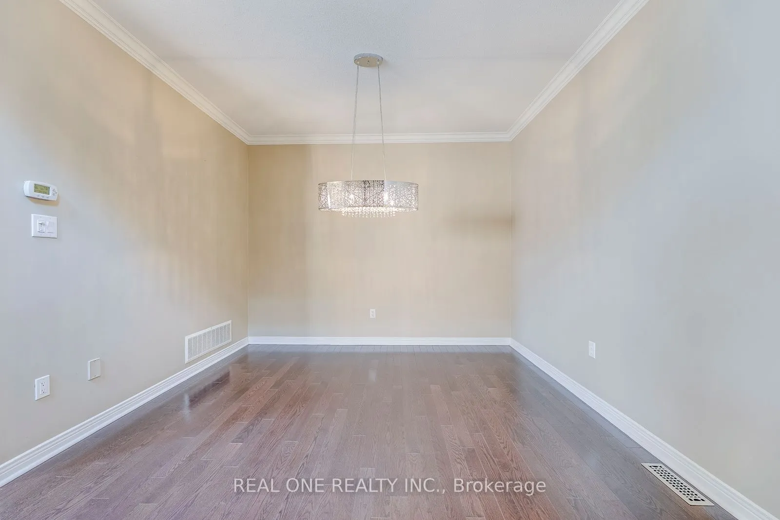 4162 Judson Common