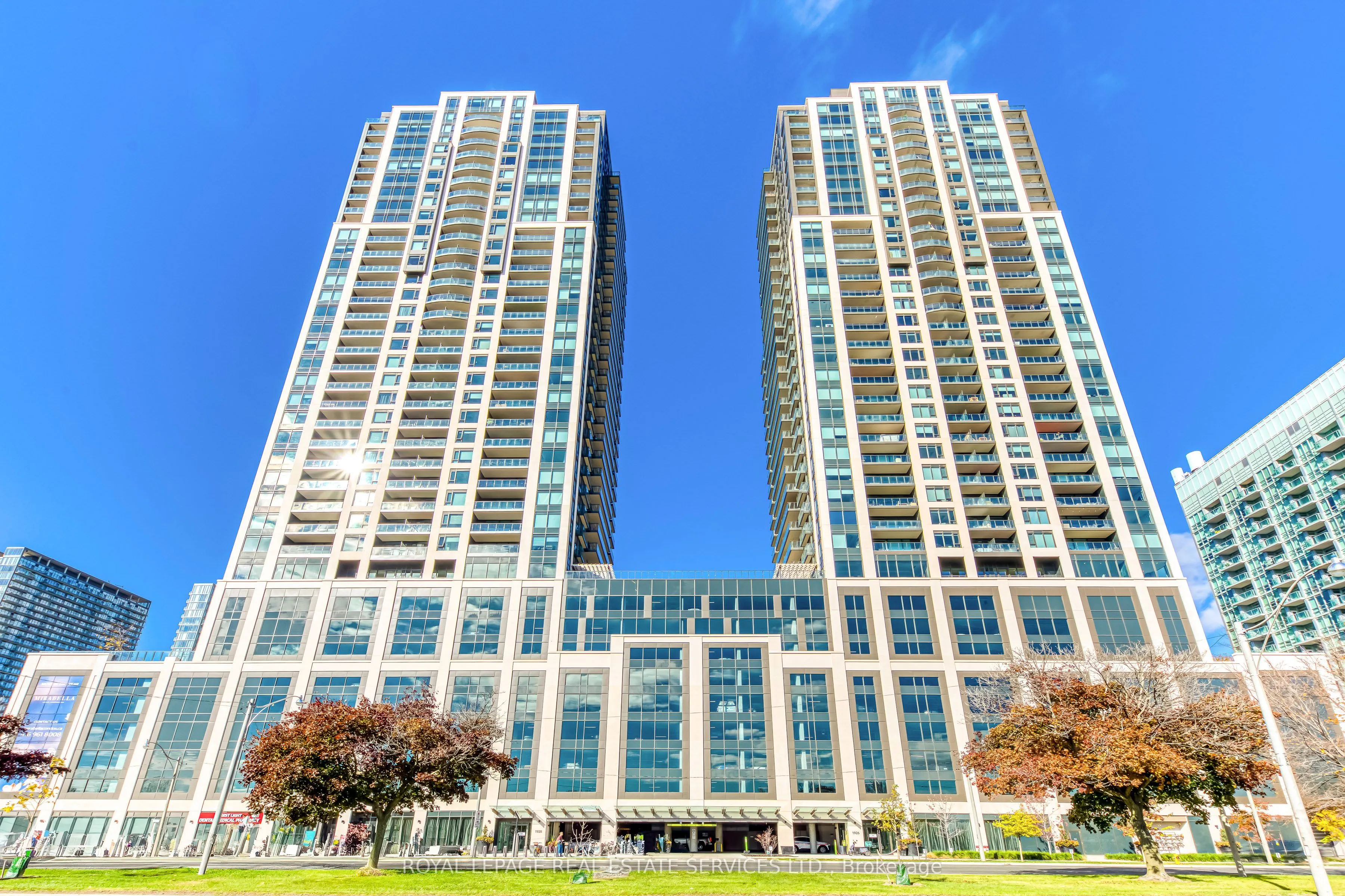 1926 Lake Shore Boulevard W, #1805