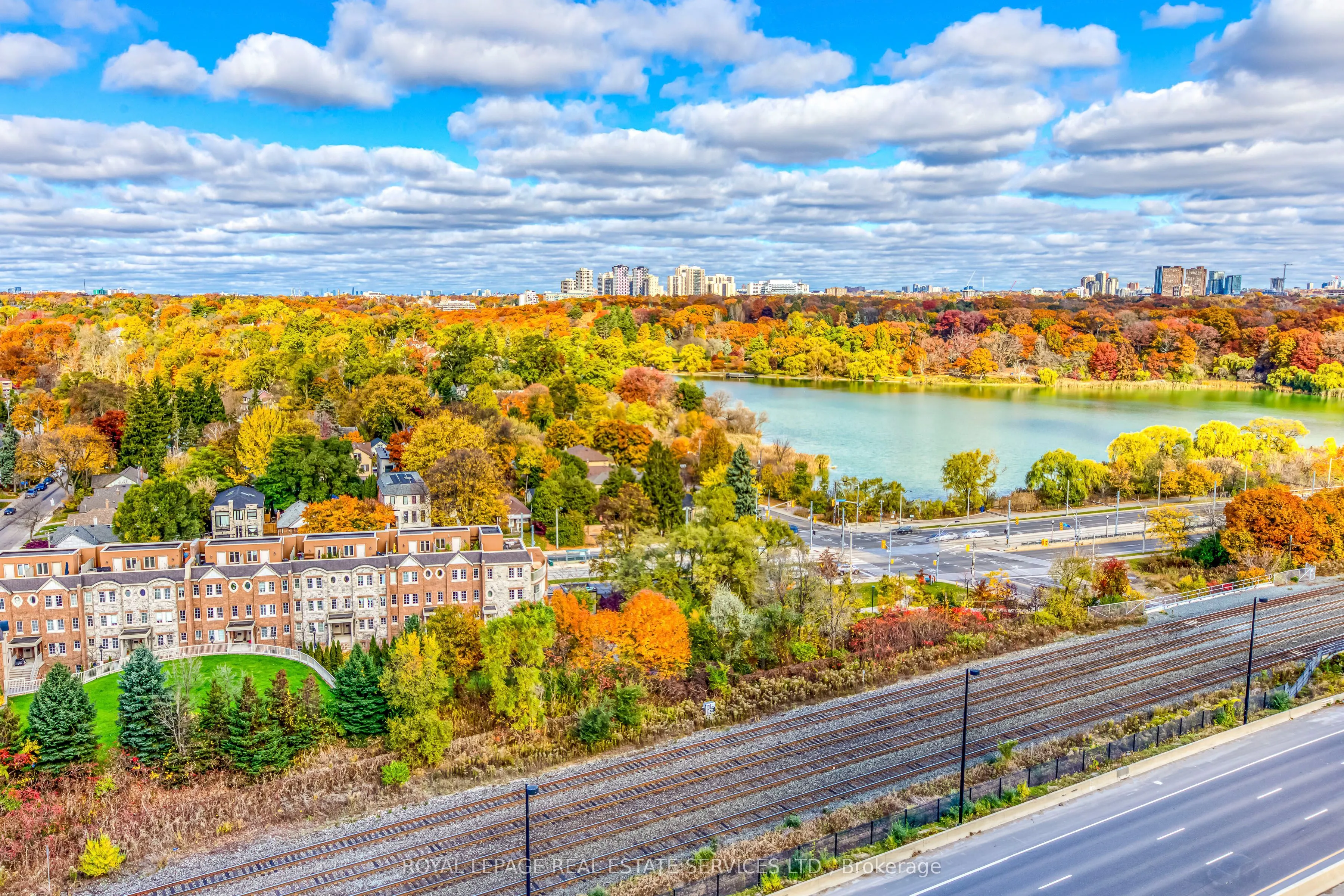 1926 Lake Shore Boulevard W, #1805
