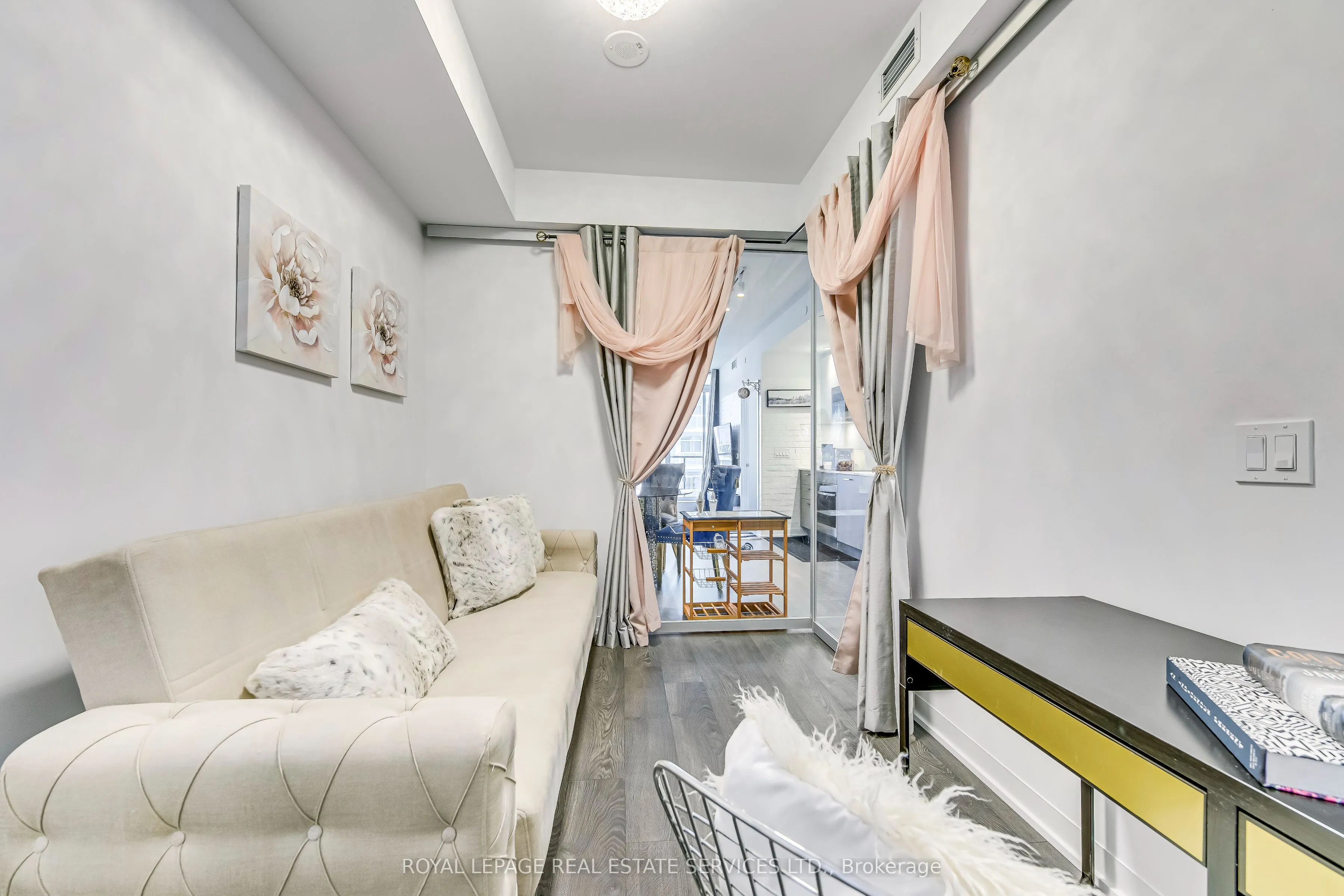 1926 Lake Shore Boulevard W, #1805